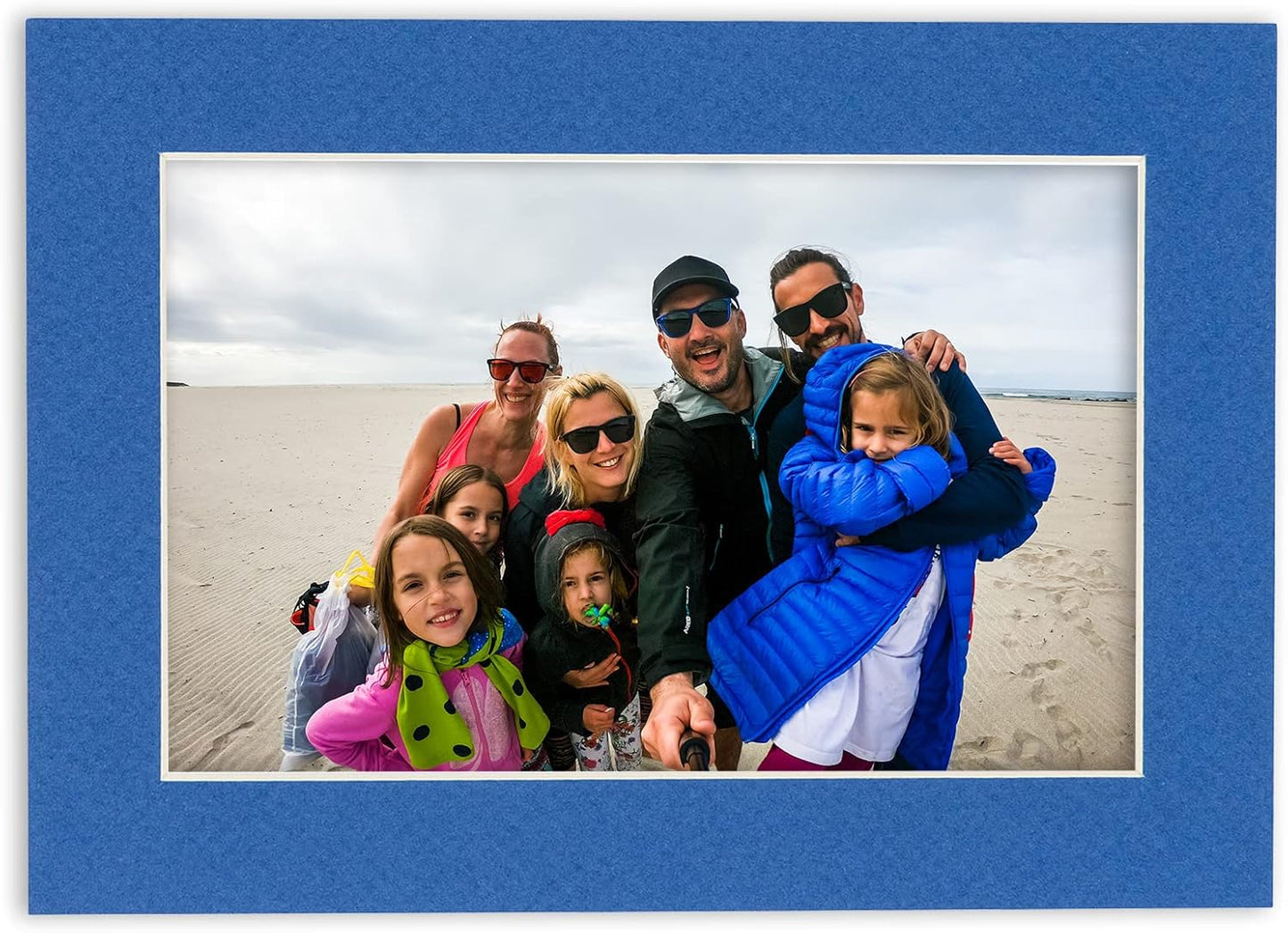 6x8 Mat for 8x10 Frame - Precut Mat Board Acid-Free Royal Blue 6x8 Photo Matte Made to Fit a 8x10 Picture Frame, Premium Matboard for Family Photos, Show Kits, Art, Picture Framing, Pack of 1 Mat