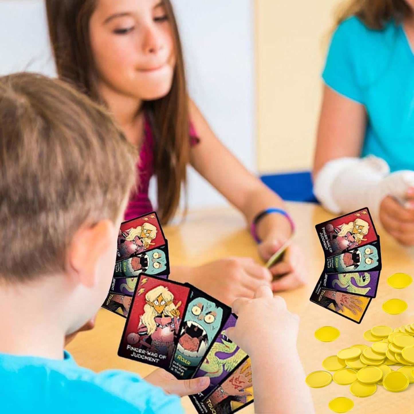 Coopay 1 1/2 Inches Plastic Poker Chips Learning Counters Disks Bingo Chip Counting Discs Markers for Math Practice and Poker Card Game Tokens, Teaching Rewards, 200 Pieces (Yellow)