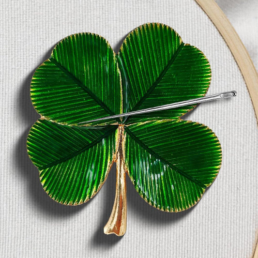 Needle Minder Magnet, Magnetic Needle Minder, Needle Minders Magnetic Cross Stitch Accessories, Magnetic Needle Holder, Life Tree, Butterfly, Cats, Owl, Heart (FourLeaf)