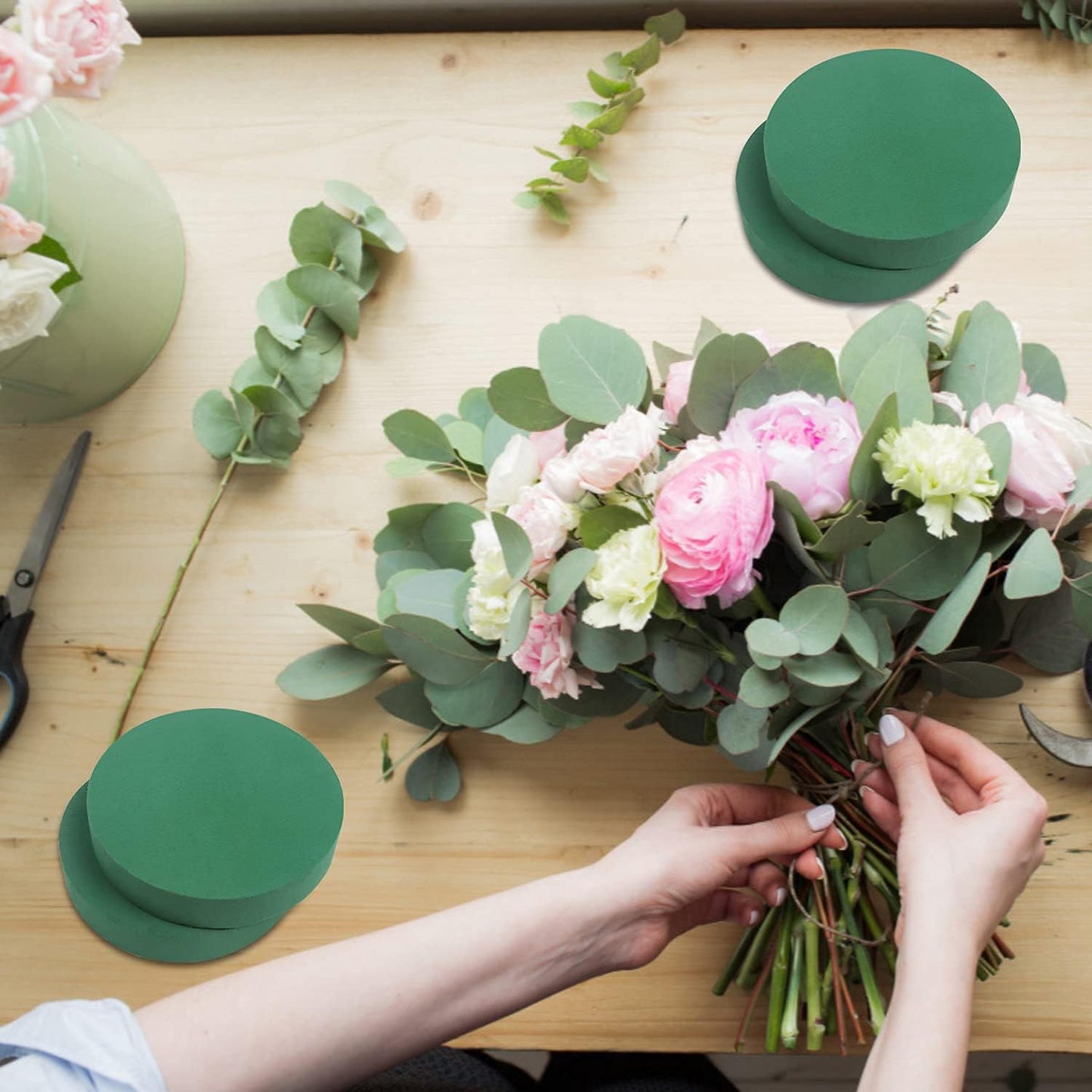 LOMIMOS 6'' Premium Round Floral Foam,Green Wet Foam Blocks for Floral Arrangements Decorations Flower Arrgement DIY Craft,Pack of 4