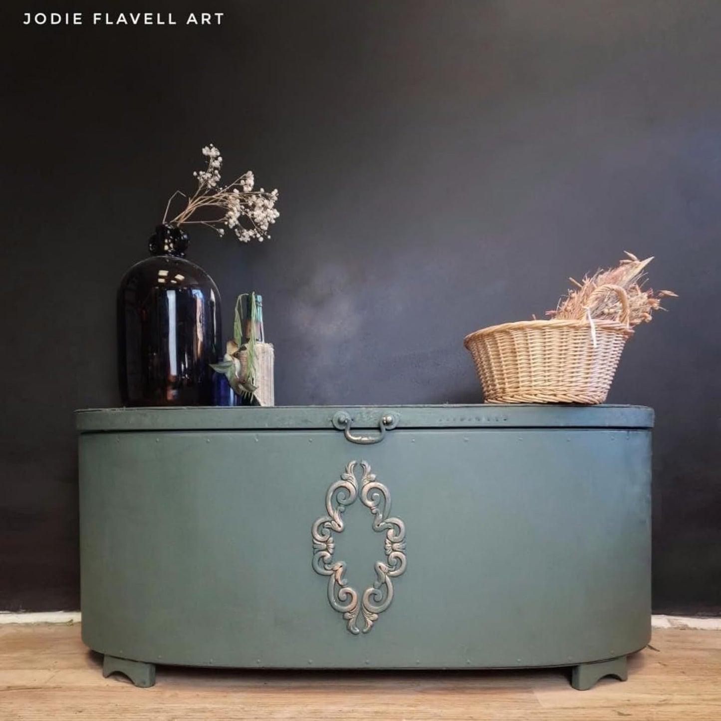 Dixie Belle Paint Company Chalk Finish Furniture Paint – Briar Patch (4oz) – Matte Chic Chalk Mineral DIY Furniture Paint