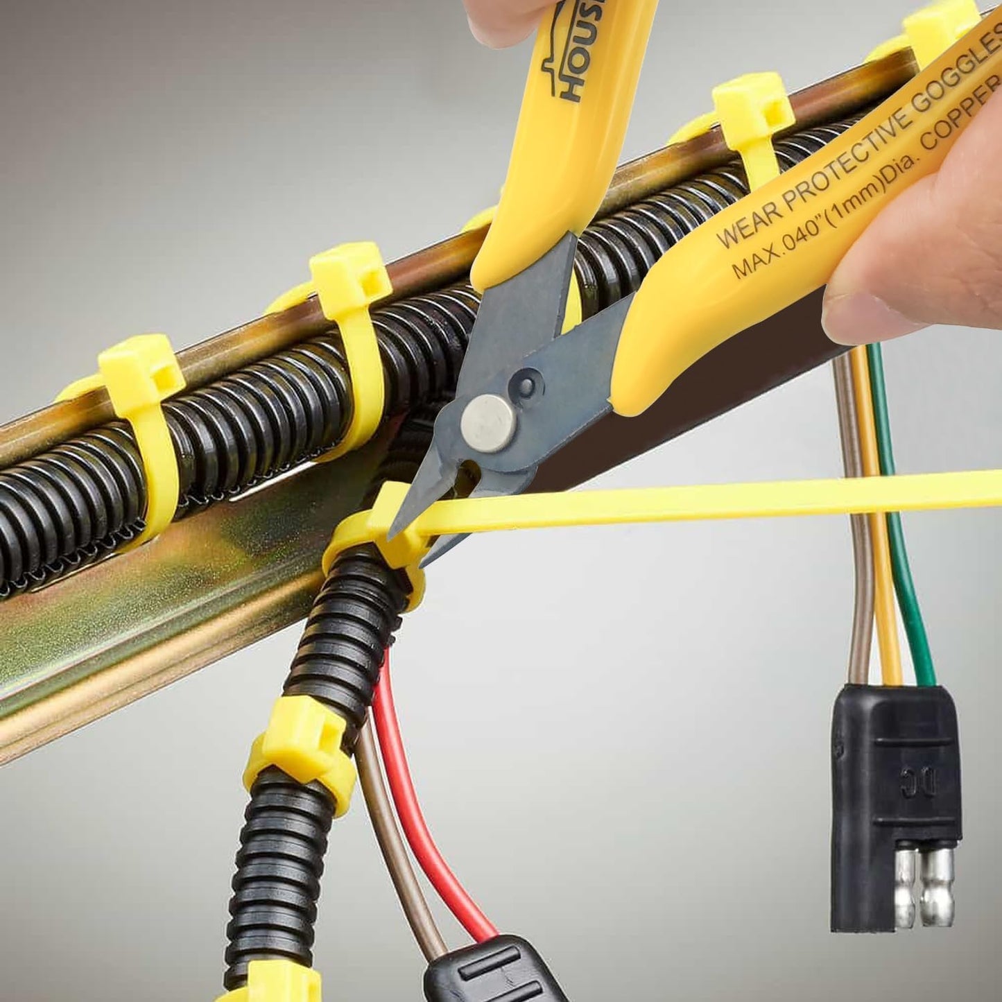 Flush Cutters, 2 Pack Side Cut Nippers, 5 Inch Micro Flush Cut Pliers with Spring, Mini Wire Cutters Model Nippers Flush Cutters for Jewelry Making, Plastic Models, Zip Ties, Electronics