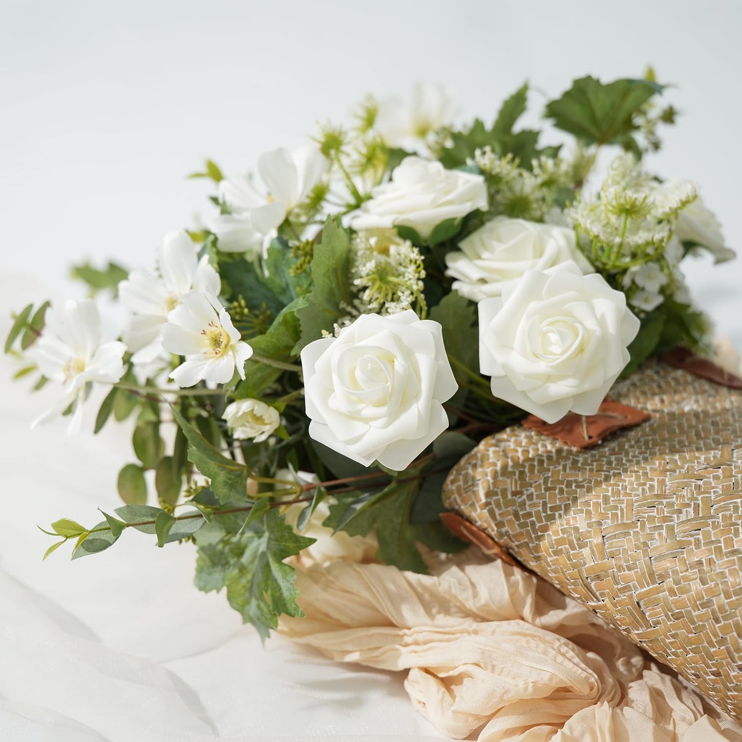 Artificial Flowers Foam Fake Roses 25pcs White Roses with Stems for Home Decor DIY Wedding Bouquets Party Bridal Shower Centerpieces Faux Flower Arrangements Tables Decorations