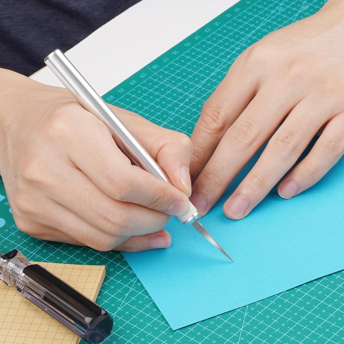 DIYSELF #2 Exacto Knife Blades, Exacto Replacement Blades, Hobby Knife Blade Refills with Storage Case, 150 Pack Art Knives Blade for Craft, Scrapbooking, Cutting (#2)