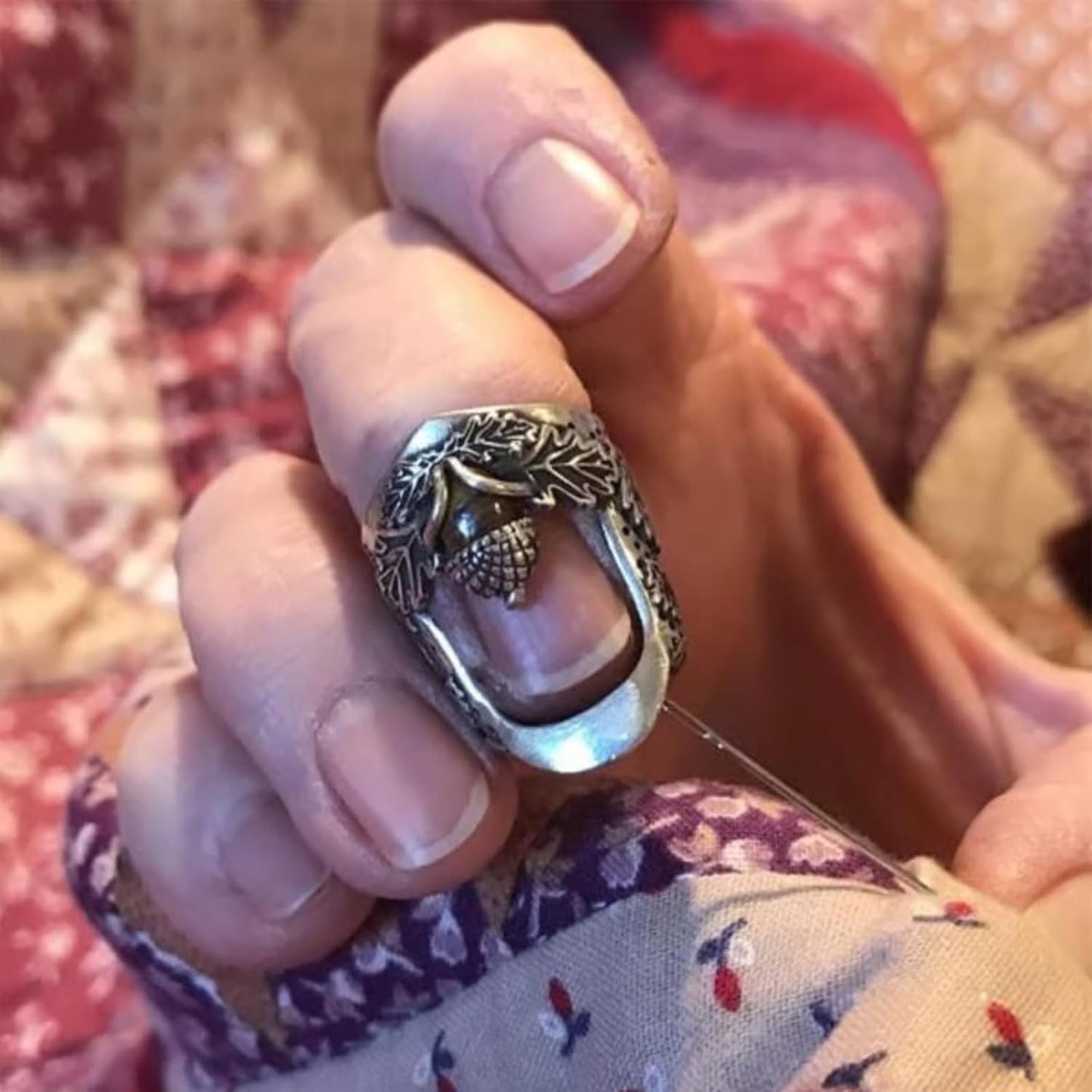 Open Nail Acorn Thimble, Thimbles for Hand Sewing, Metal Thumb Thimble Shield Accessories, Sewing Thimble Finger Protector for Needlework, Hand Embroidery Craft-2pcs