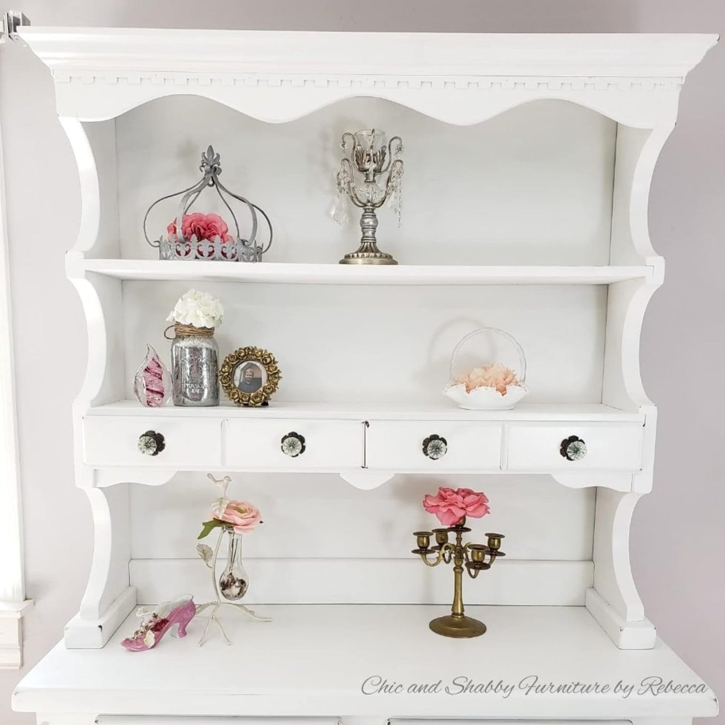 Dixie Belle Paint Company Chalk Finish Furniture Paint - Fluff (32oz) - Matte Soft White Chic Chalk Mineral DIY Furniture Paint