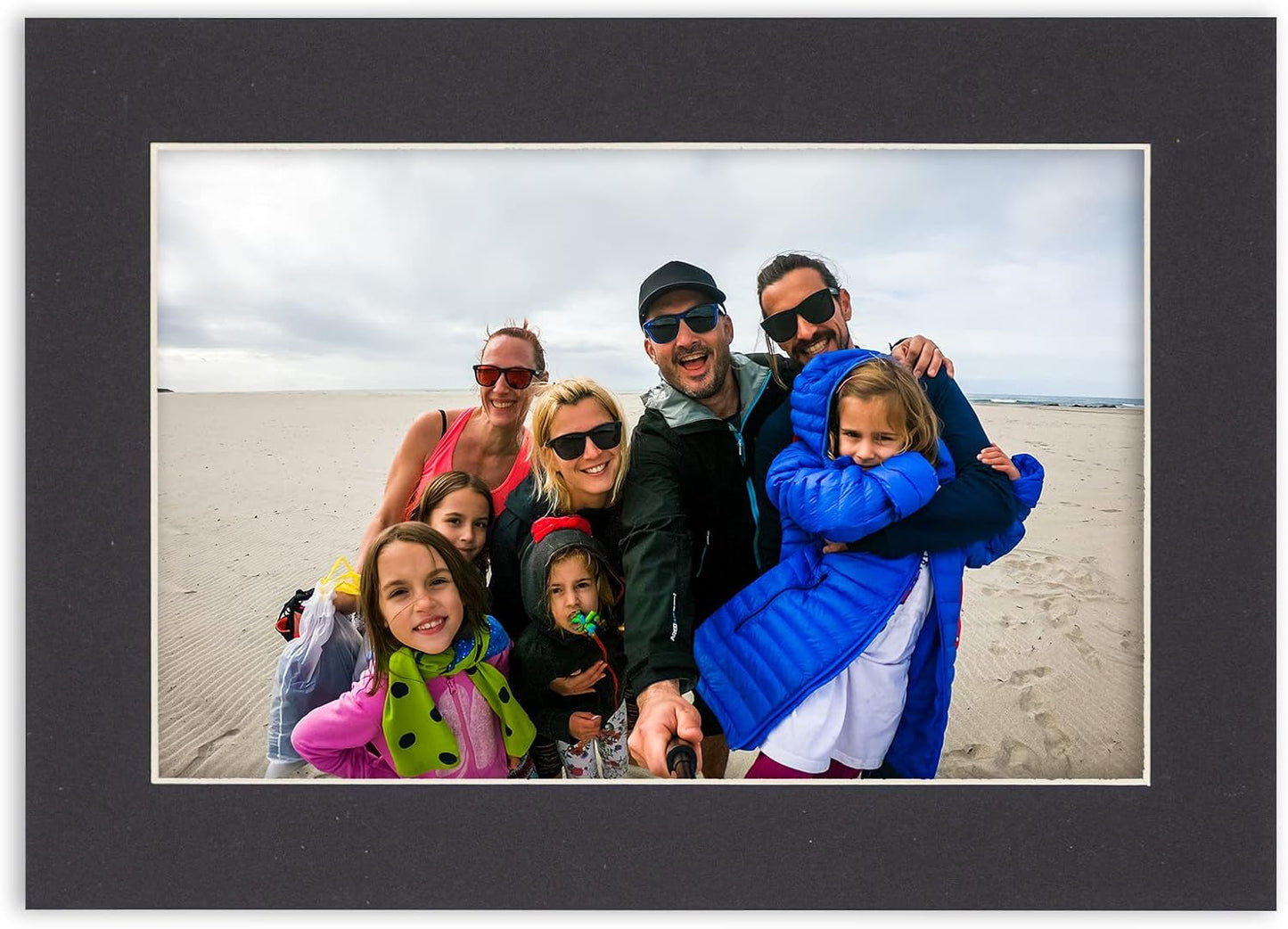 6x8 Mat for 8x10 Frame - Precut Mat Board Acid-Free Black 6x8 Photo Matte Made to Fit a 8x10 Picture Frame, Premium Matboard for Family Photos, Show Kits, Art, Picture Framing, Pack of 10 Mats