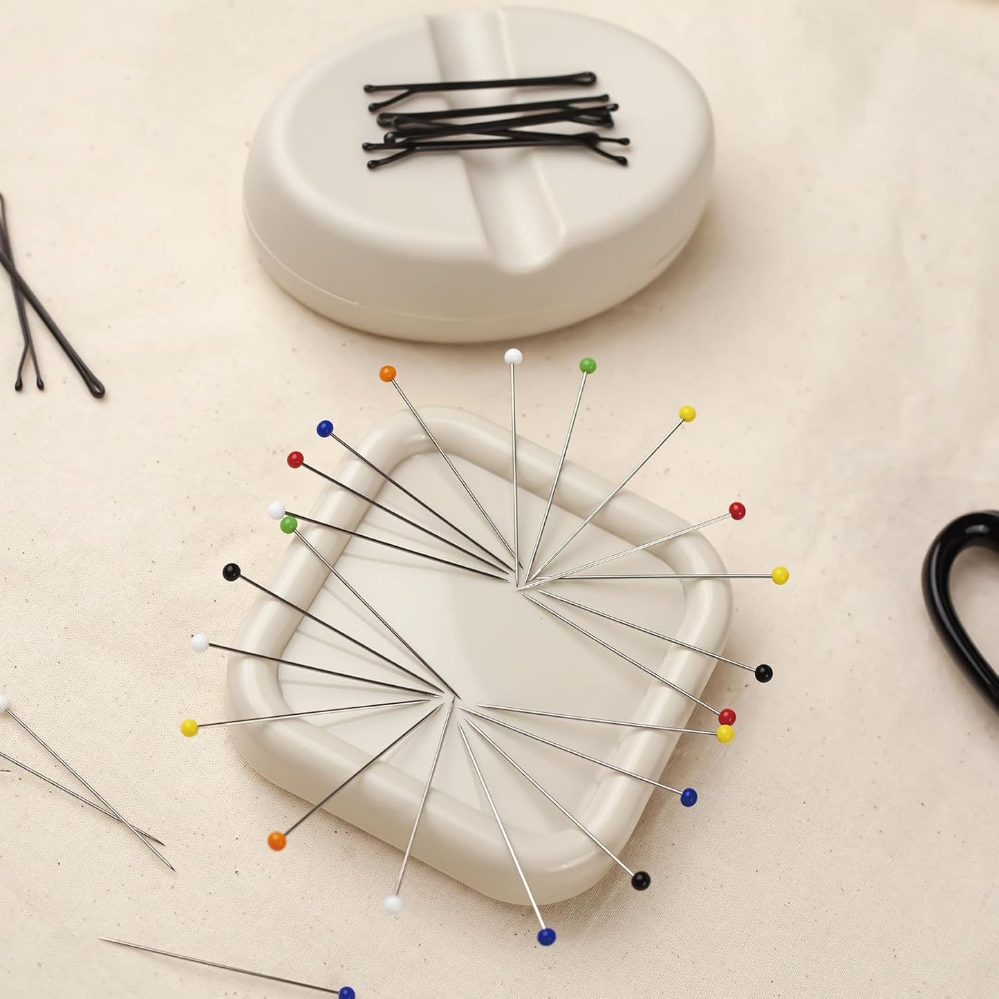 KEARING Strong Magnetic Pin Cushion Square - 8.5cm Powerful Magnet Pin Holder for Sewing - Lightweight Sewing Pin Cushion for Quilting Pins, Needles - Sewing Accessories Organizer