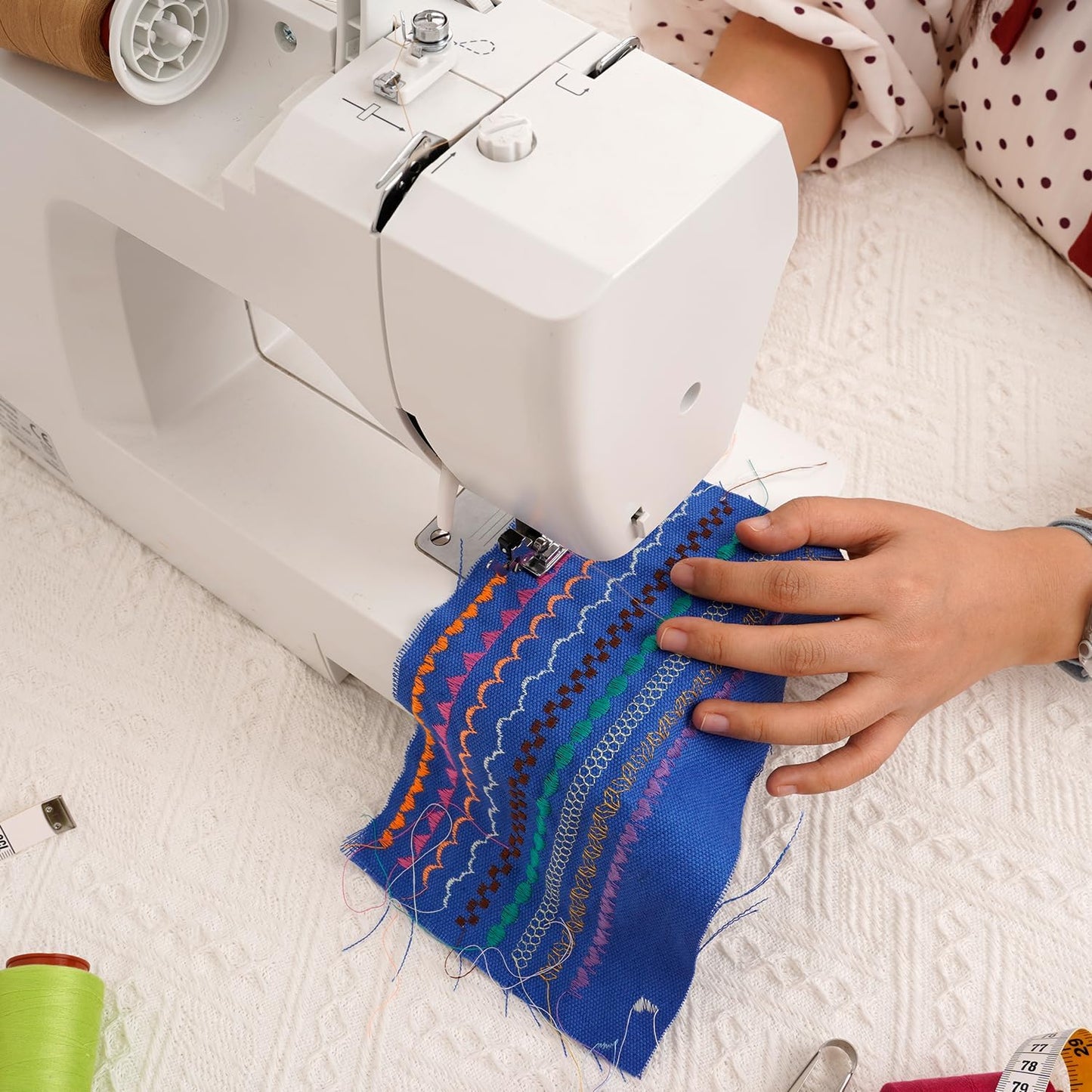 42 Colors Sewing Thread Kit All Purpose Polyester Thread Assorted Colors for Sewing Machine and Hand Stitching Use - 800 Yards per Spool