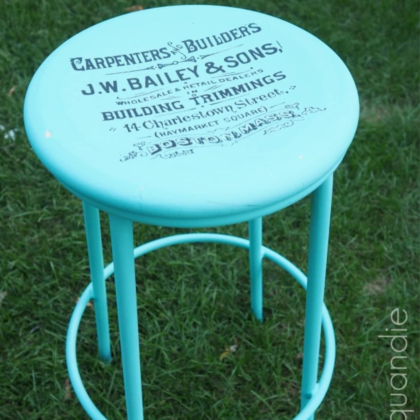 Dixie Belle Paint Company Chalk Finish Furniture Paint - The Gulf (16oz) - Matte Soft Turquoise Chic Chalk Mineral DIY Furniture Paint
