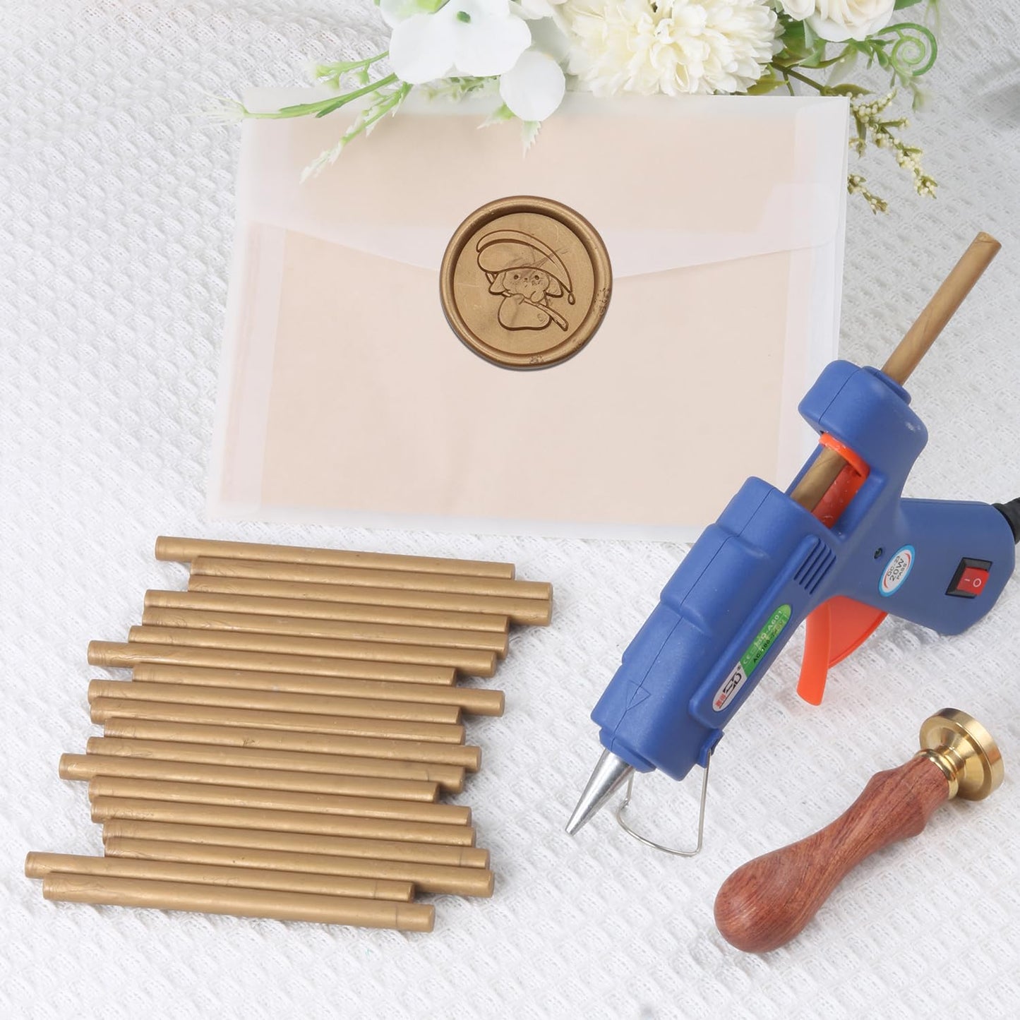 Dark Bronze Sealing Wax Sticks, WASOHLING 20Pcs Glue Gun Wax Seal Sticks for Wax Seal Stamp, Bronze Wax Seals for Christmas Wedding Invitation Envelope Letter Seals, Craft Adhesive (Mini Size)