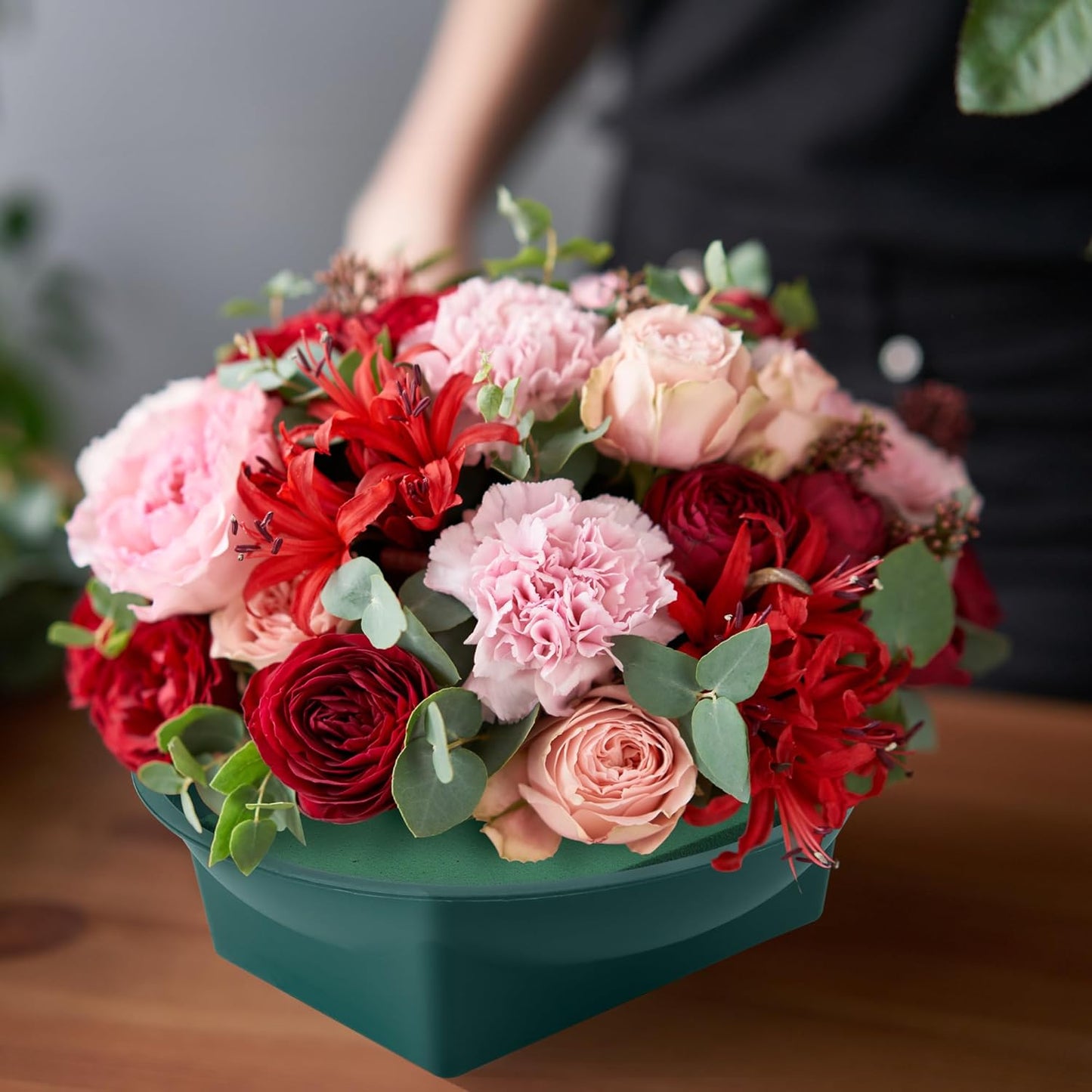 16 Sets Flower Foam Blocks with Bowl Kit Square Floral Foam Blocks Floral Arrangement Round Bowls DIY Floral Foam for Flower Arrangements Birthday Wedding Party Decoration Table Centerpiece