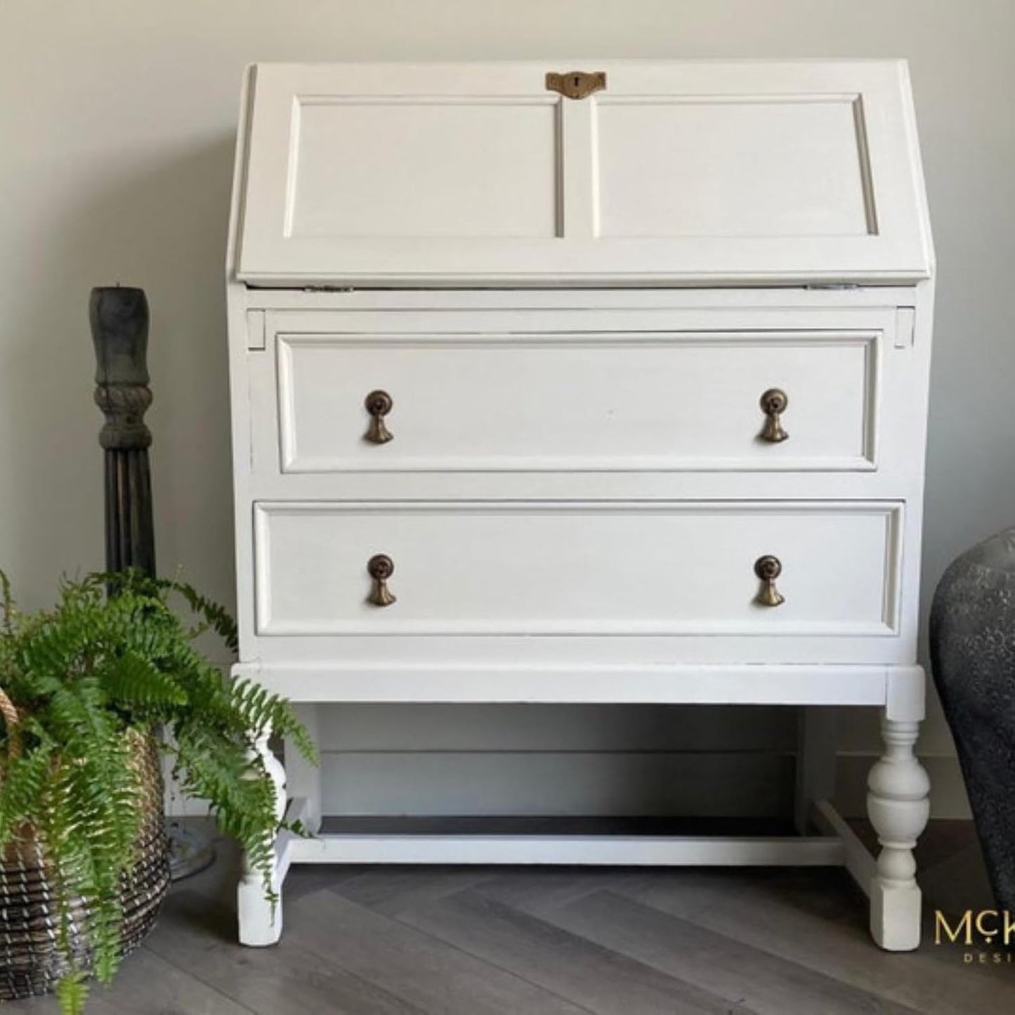 Dixie Belle Paint Company Chalk Finish Furniture Paint – Gardenia (16oz) – Matte Chic Chalk Mineral DIY Furniture Paint