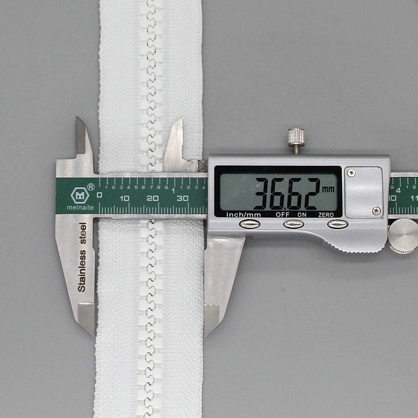 Leekayer 1PCS #10 96 Inch Heavy Duty Zipper for Sewing Separating Large Plastic Zippers White Tape with Double Pull Tab Slider, Sleeping Bag, Boat, Canvas, Cover, Trampoline, Dog Bed,Tent zipper 243cm