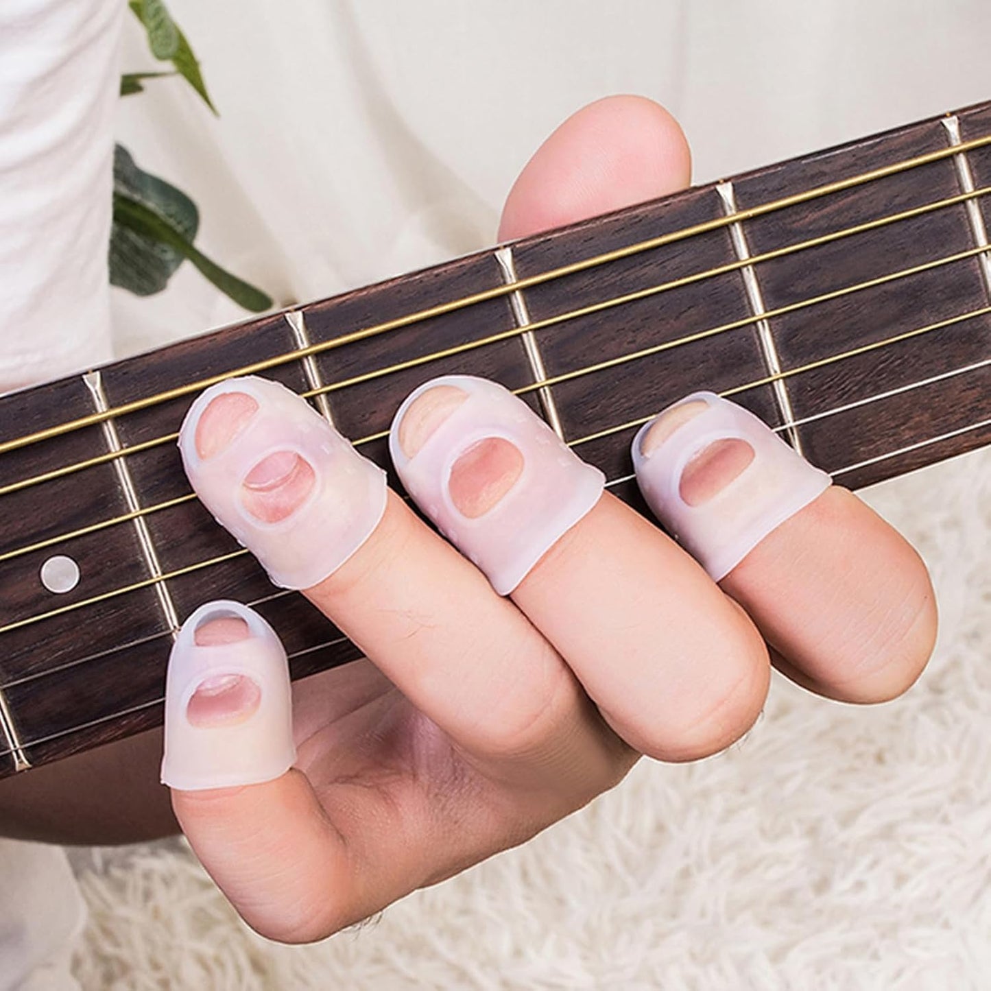 Guitar Fingertip Protector Silicone Thimble 20 PCS Rubber Finger Tips with 5 Sizes (XS-XL),4 Colors for Hand Embroidery Sewing, Carving, Comfort Grip for Guitarists, Office Workers