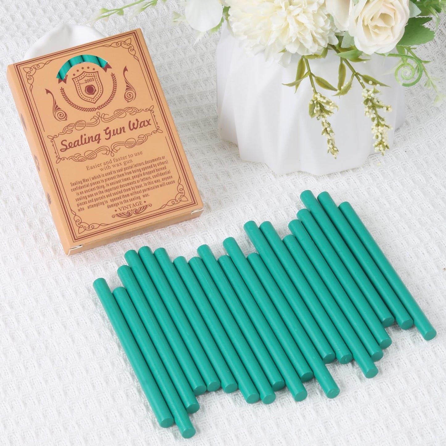 Green Sealing Wax Sticks, WASOHLING 20Pcs Glue Gun Wax Seal Sticks for Wax Seal Stamp, Green Wax Seals for Wedding Invitation Envelope Letter Seals, Craft Adhesive (Mini Size)