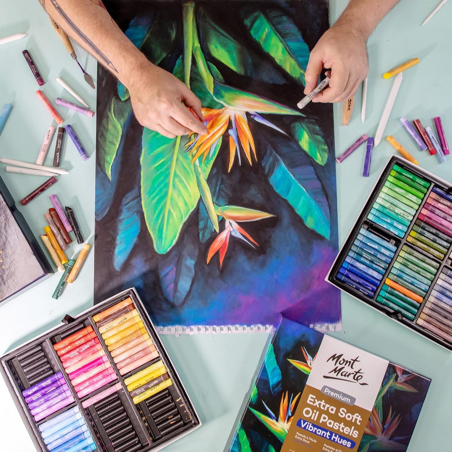 Mont Marte Extra Soft Oil Pastels 72pc, Assorted Bright Colors, Vibrant and Buttery, Versatile Art Pastels for Blending, Layering & Shading, Ideal for Art, Craft, Coloring and Sketching