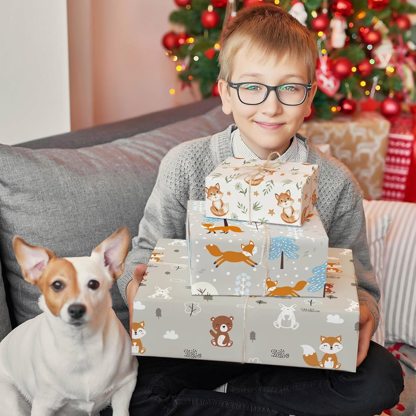 WRAPLULU Fox Wrapping Paper - 4 Jumbo Sheets, 28 * 40 Inches - Woodland Christmas Gift Wrap with Stars Floral and Leave, Perfect for Xmas, Birthdays, Baby Showers, Weddings