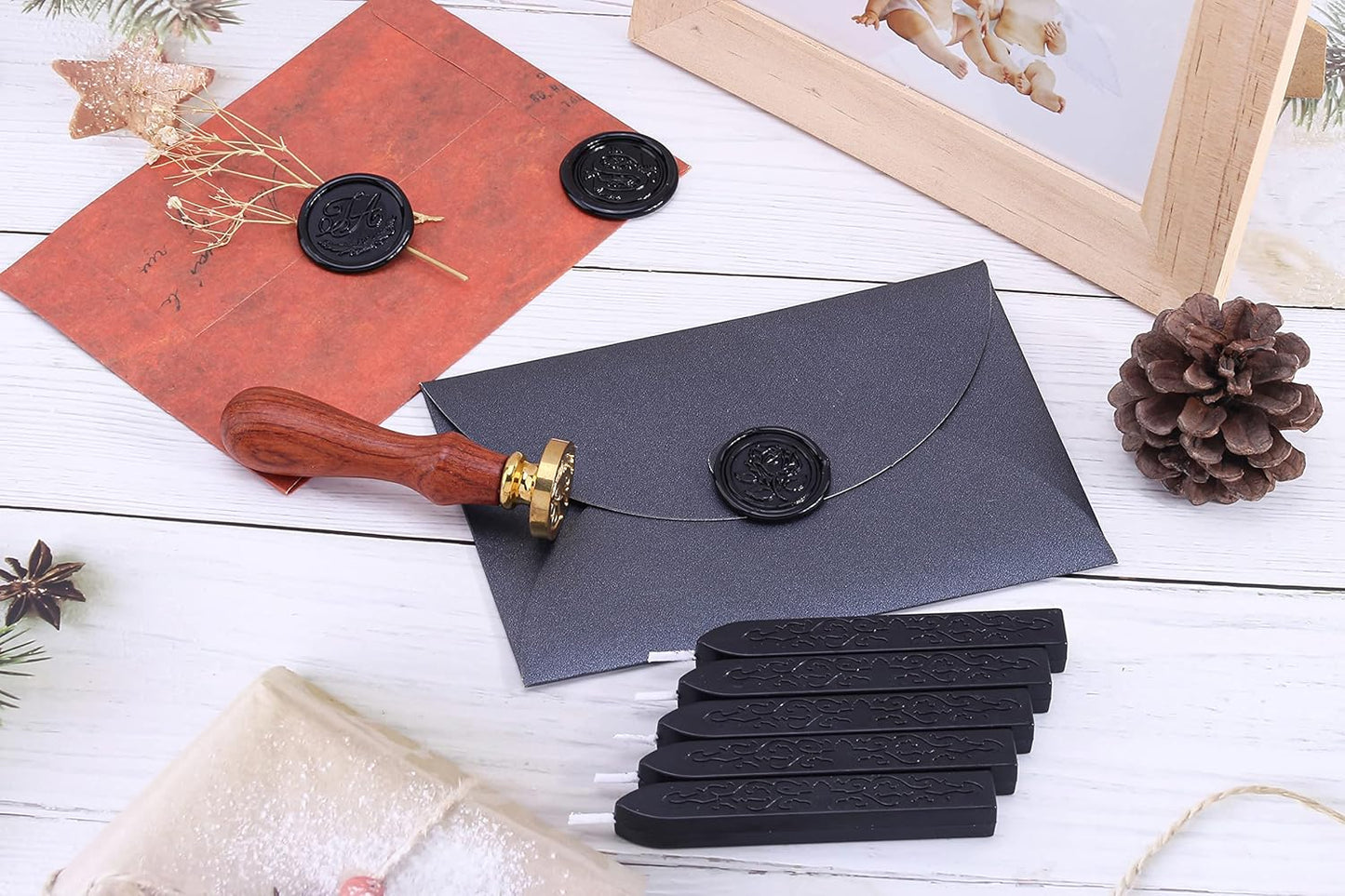 Yoption 5 Pieces Black Sealing Wax Sticks, Antique Totem Fire Manuscript Wax Seal Sticks with Wicks for Wax Seal Stamp (Black)