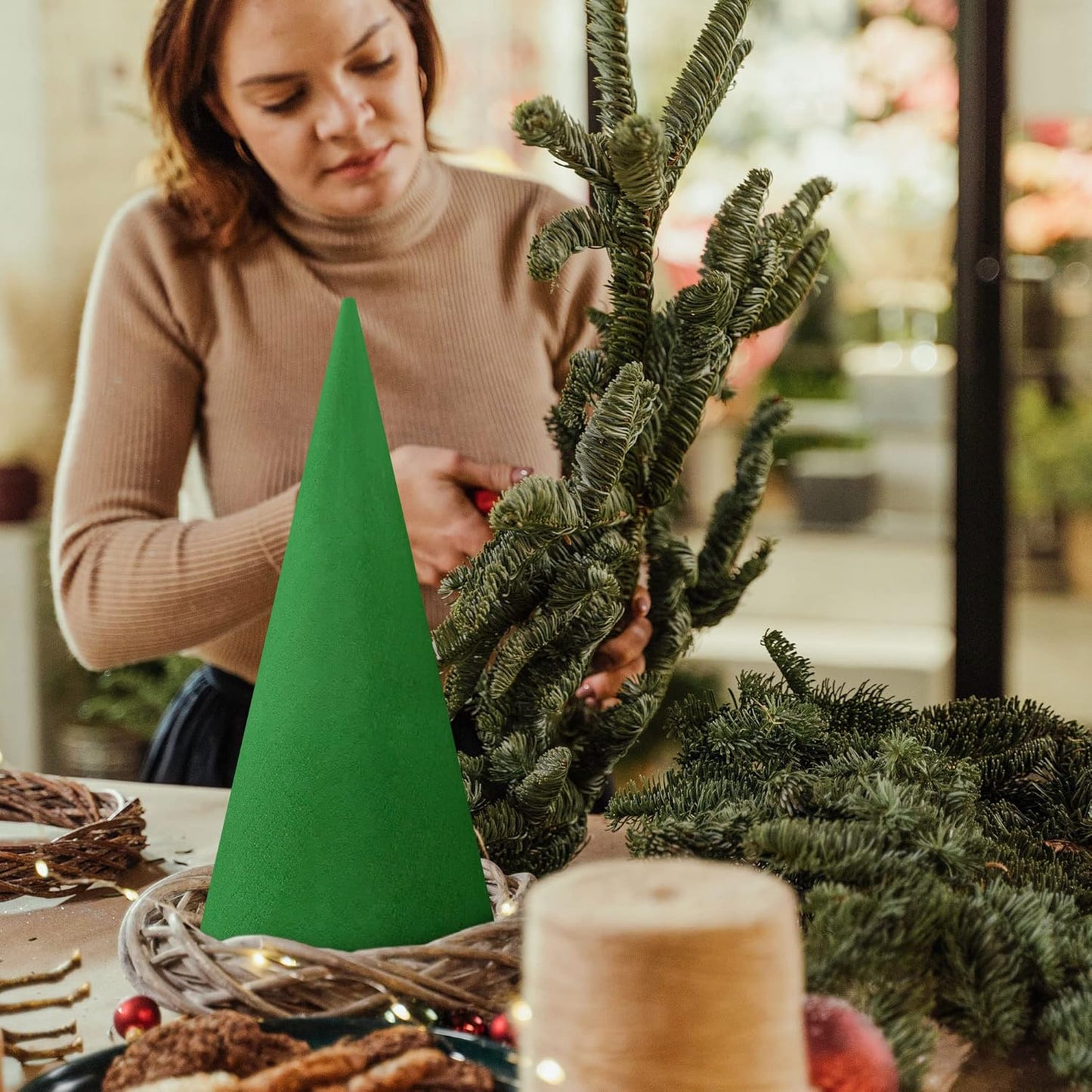 Max Shape Floral Foam Tree Cones for Christmas DIY Crafts, Large Size 12.5 x 3.9 Inche Green,Wet Floral Foam Flower Arrangement Kits for Xmas Party Decor Wedding,Birthday,PartyTable Decor (Green)