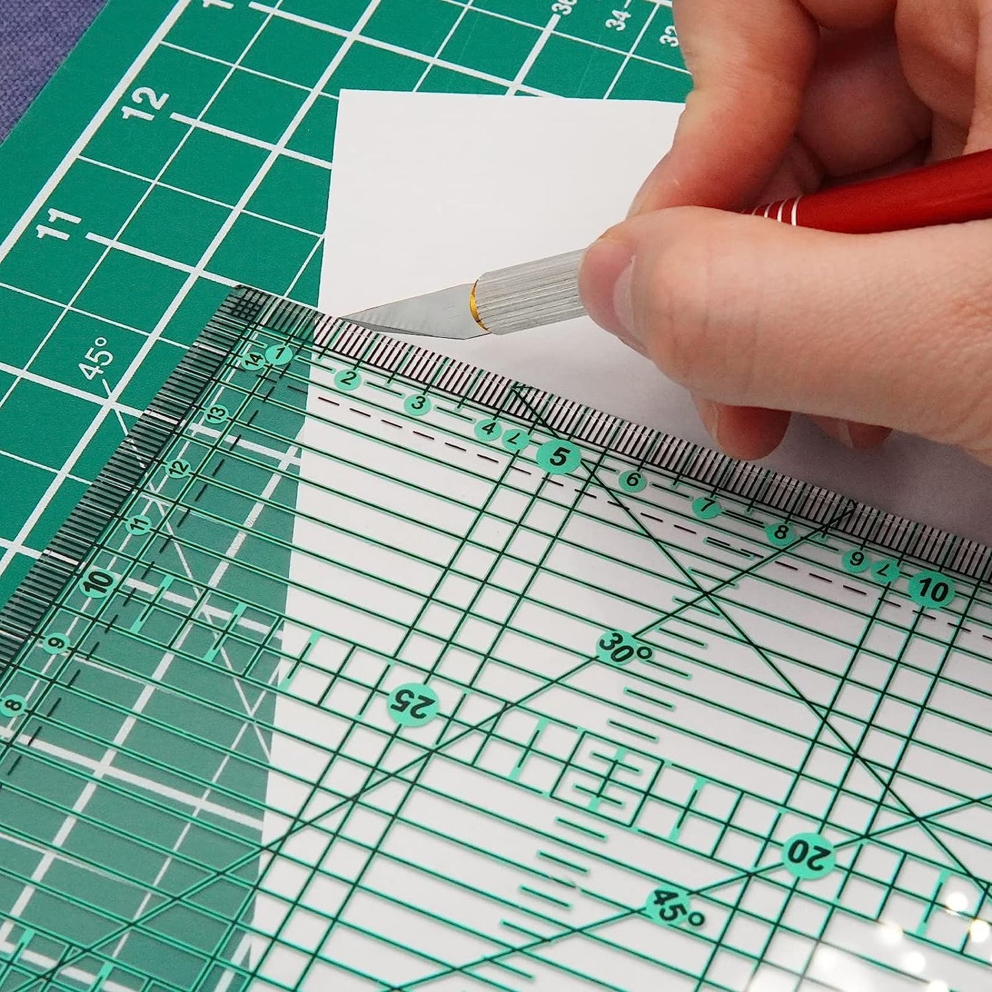 MANUFORE 15 x 30cm Sewing Acrylic Ruler Anti-Slip Metric Ruler DIY Quilting Tools with Clear Printed Lines for Precise Cutting