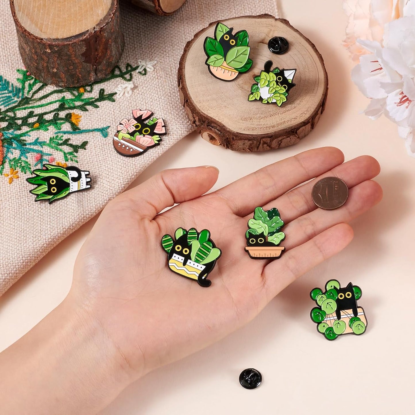 Mixed Enamel Pins for Backpacks, Beadthoven Cute Enamel Brooch Pins Set, Funny Backpack Pins, Aesthetic Lapel Badge Pins Bulk for DIY Clothes Accessories Holiday Gifts