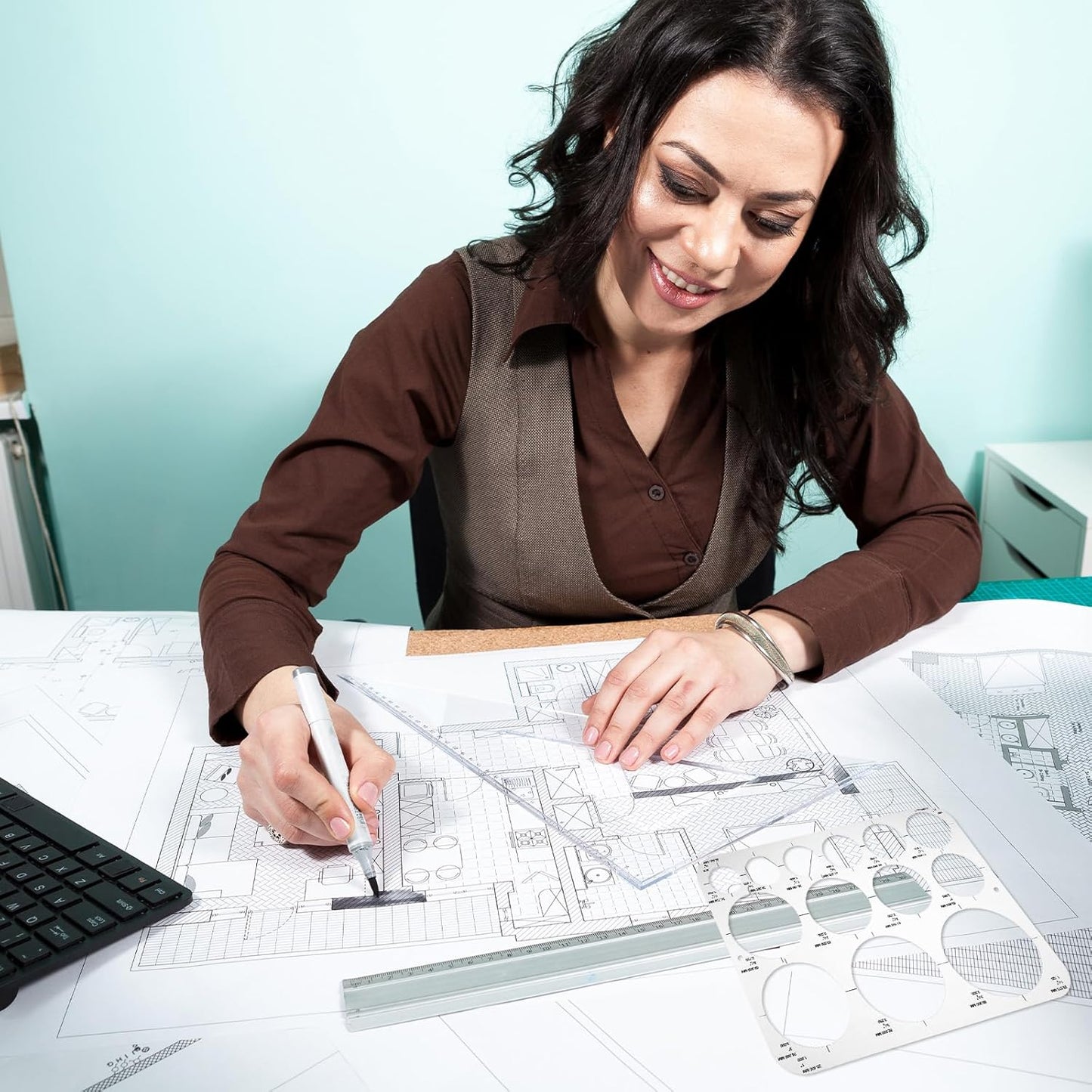 5 Pcs Interior Design Drawing Templates, Reusable Architectural Templates, House Plan, Interior Design, Furniture Template Circle Architectural Scale Ruler Stencils for Drawing & Drawings Tools