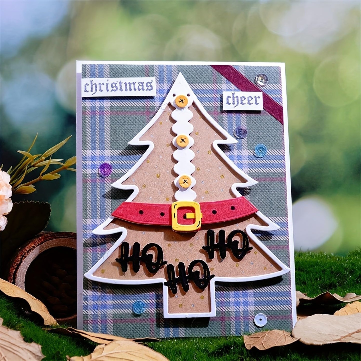 Festivals Metal Cutting Die for Scrapbooking, Christmas Cut Stencils for DIY Scrapbook Photo Album Decorative Paper Card, Card Making Supplies, Embossing (Christmas Tree 5.1 x 4.4 in)