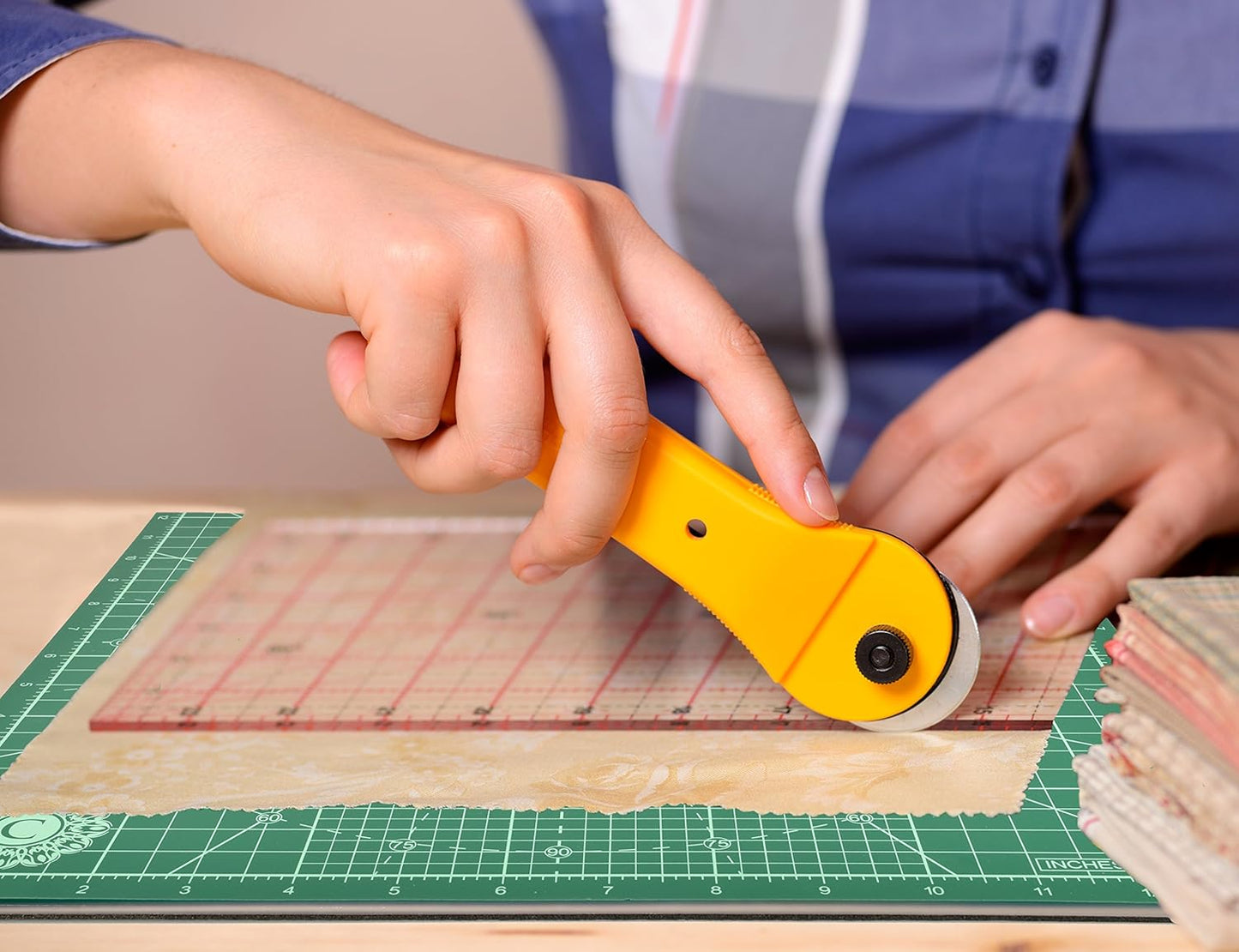 Rotating Self Healing Cutting Mat 14x14 (13" Grid), Perfect for Quilting & Art Projects