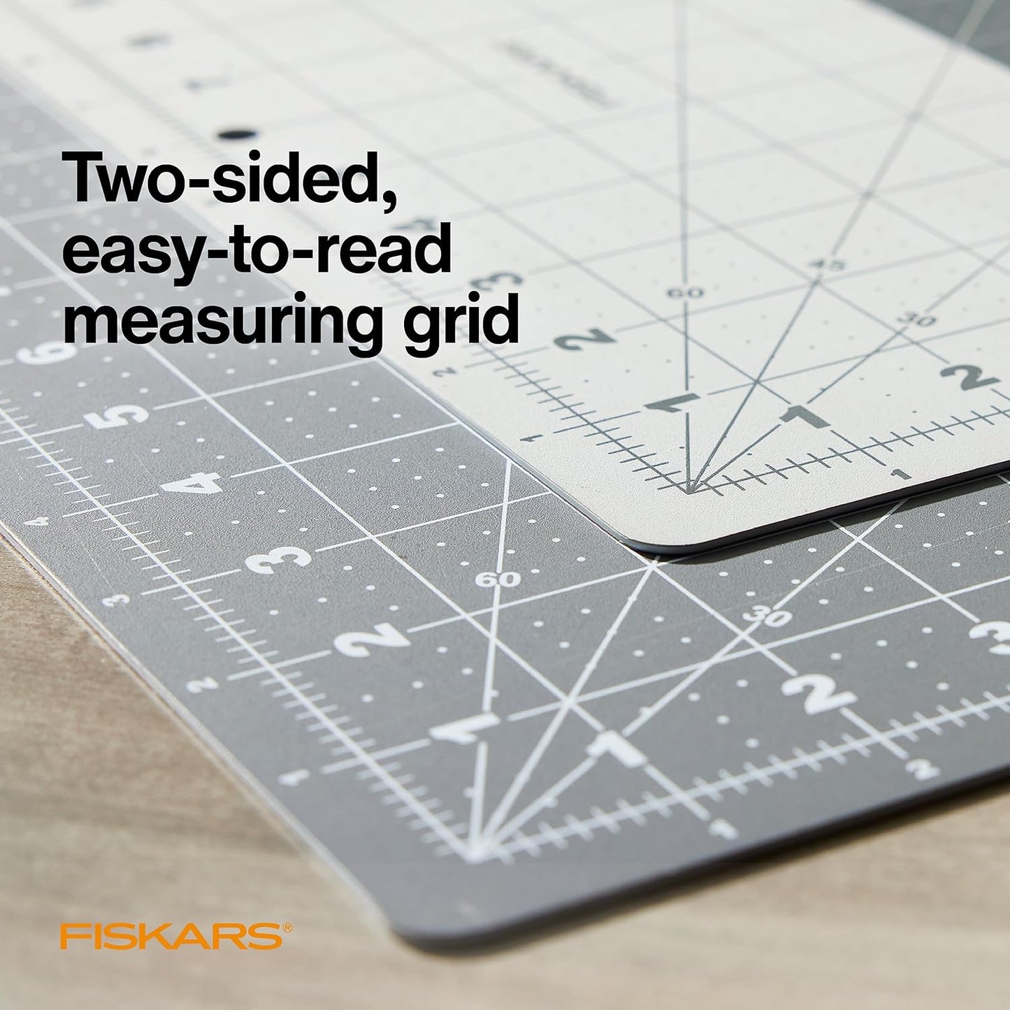 Fiskars Cutting Mat, Self-Healing Fabric Cutting Surface, Double-Sided Grid with Bias Lines, 18"x24"