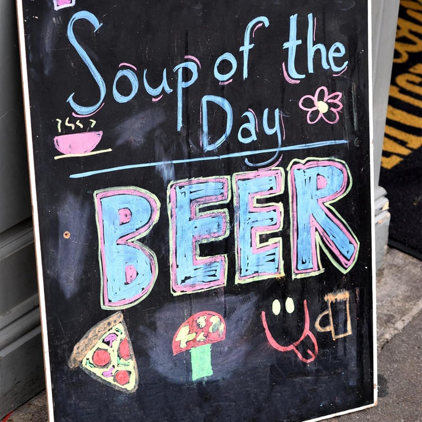 Yellow Chalk 100PCS, Low Dust Chalks Stick Bulk for Chalkboard Blackboard Non-Toxic