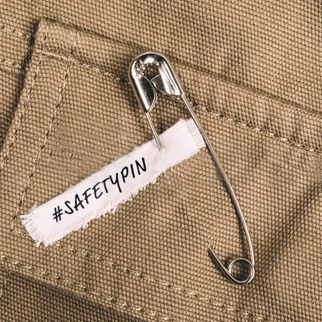 vrupin 2000 Pieces - Silver Safety Pins, 1.1 inch 28mm, Extra Strong, Multi-purpose