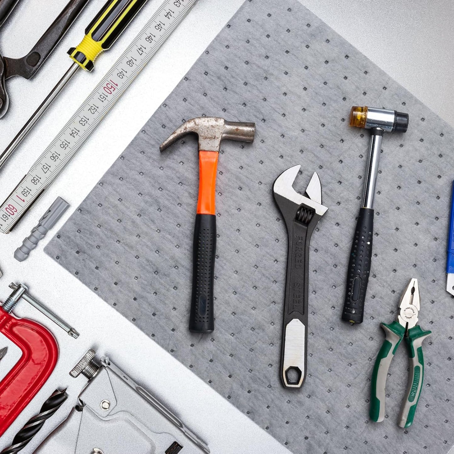 15" x 20" Heavyweight Oil and Water Absorbing Pads,Gray Absorbing Heavy Weight Oil and Water Absorbent Mat Pad 30Pads(Gray)