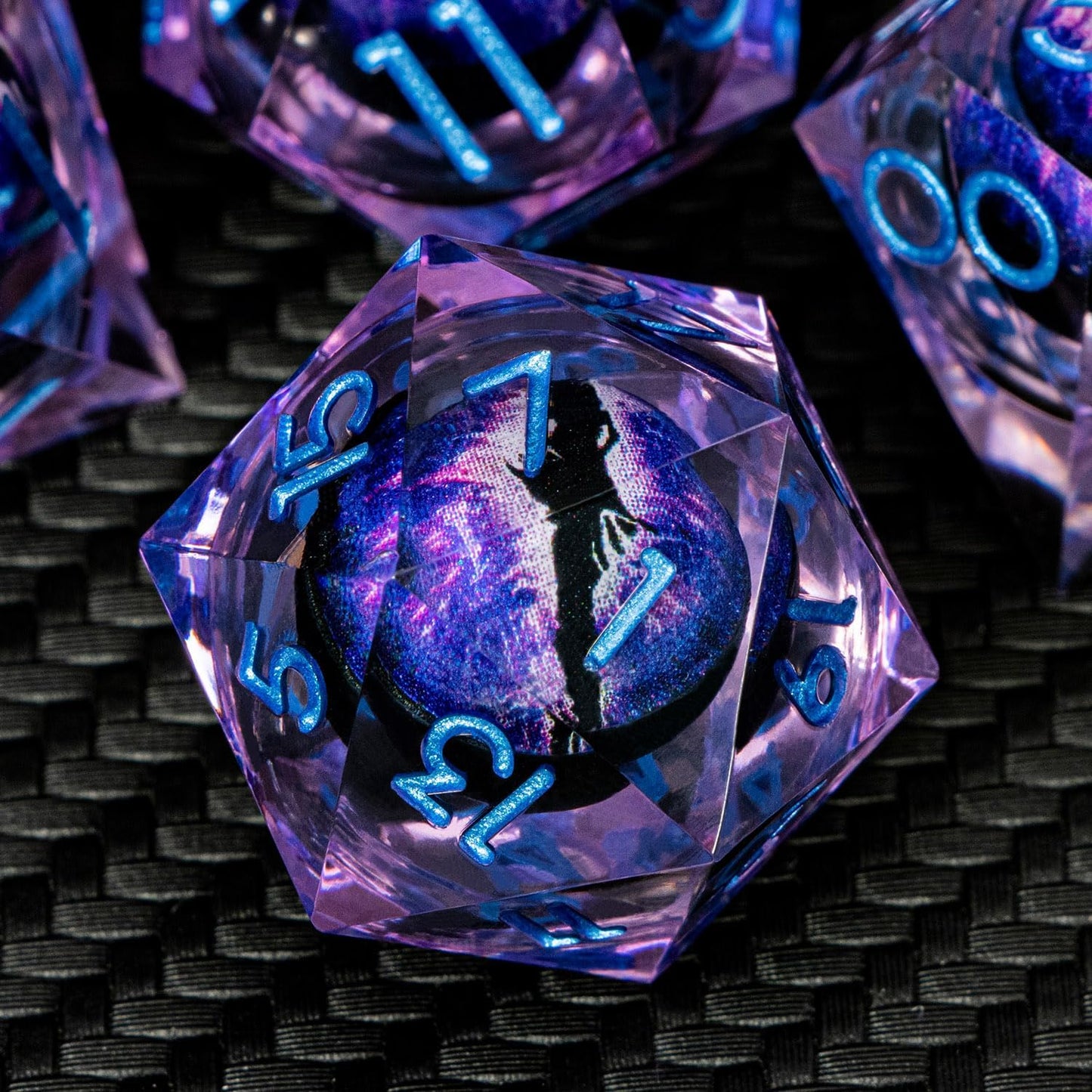 ARUOHHA DND Resin Dice Dragon Eye Dice Liquid Core Purple Sharp Edged Dice Set with Gift Box, Polyhedral D and D Dice Set Compatible with Dungeons Dragons Role Playing Game D20 D12 D10 D8 D6