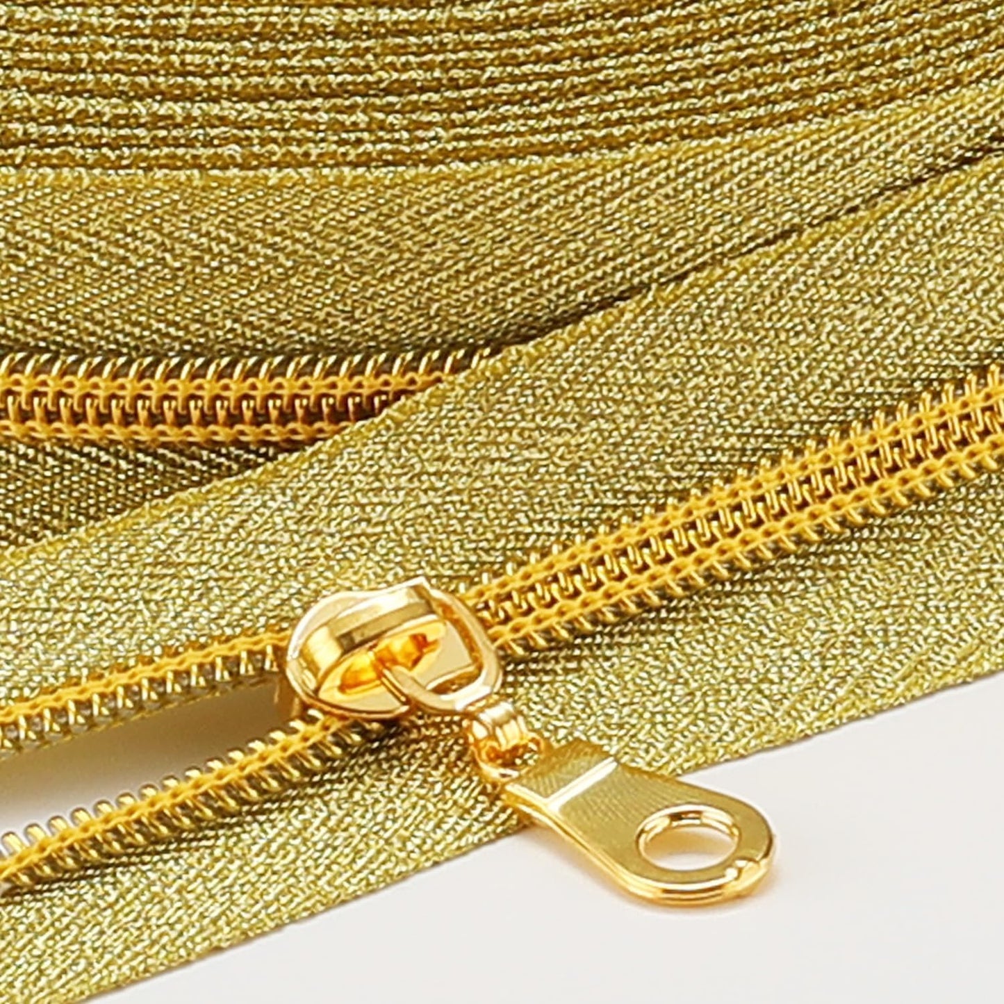 Sawoake 10 Yards Bulk Zipper(#5), Gold Nylon Coil Zipper with Gold Teeth by The Yards, Replacement Sewing Zipper with 10PCS Zipper Sliders for DIY Sewing Craft Bags(#5 Gold Gold)