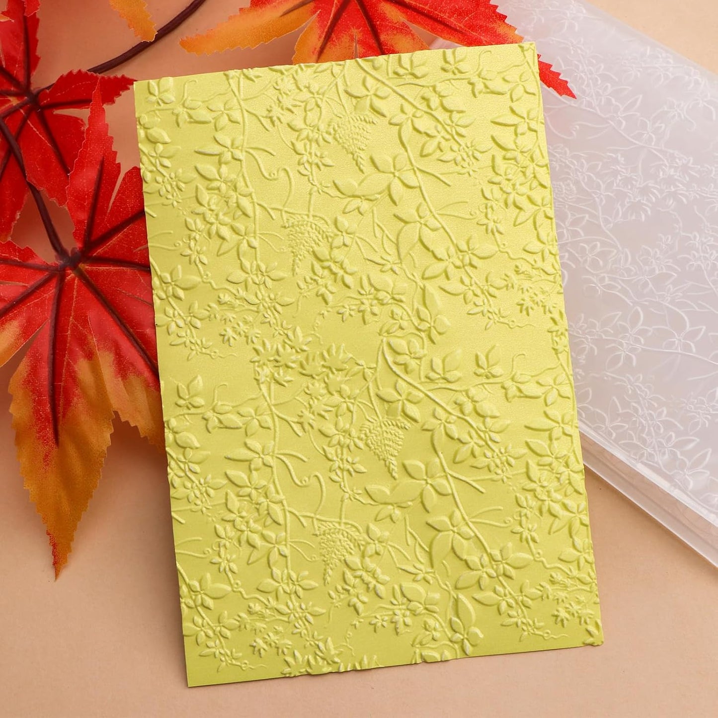 BAOFALI 3D Embossing Folder for Card Making,Red Leaves Plastic Texture Fades Embossing Folder Template for Scrapbooking and Other Paper Craft Album Stamps DIY Decoration 6.3" L x 4.5" W