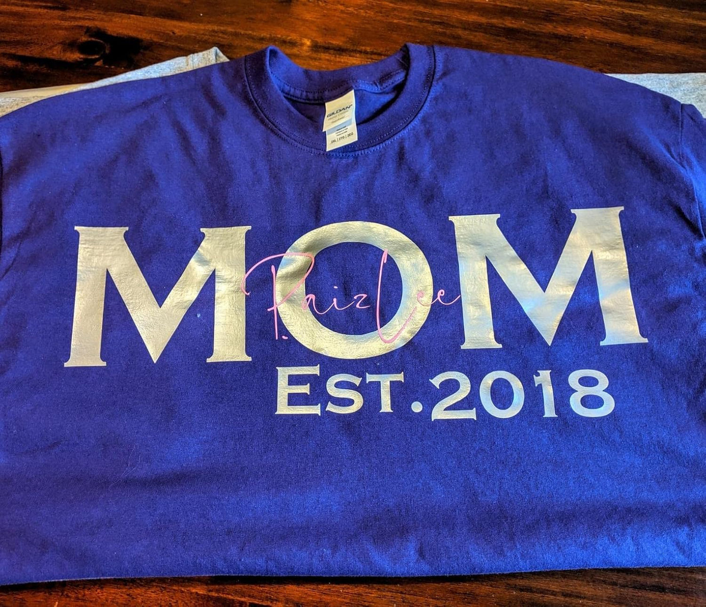 guangyintong Shiny Silver Heat Transfer Vinyl HTV Rolls, 12" x 8ft PU Iron on Vinyl Bundle for T-Shirts, Stretchy Thin Soft HTV Vinyl for All Cutter Machine Easy to Cut & Weed for Heat Vinyl Design