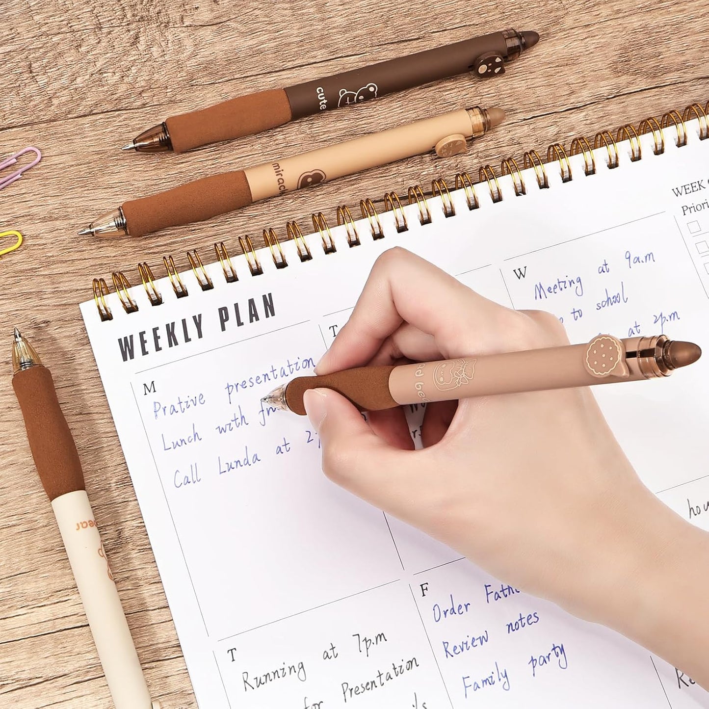 BAYTORY 8Pcs Cute Retractable Erasable Gel Pens, Blue and Black Ink Pen with Eraser Clear, Smooth Writing Comfortable to Use for Note Taking Marking Planner Crossword Puzzles (Coffee)