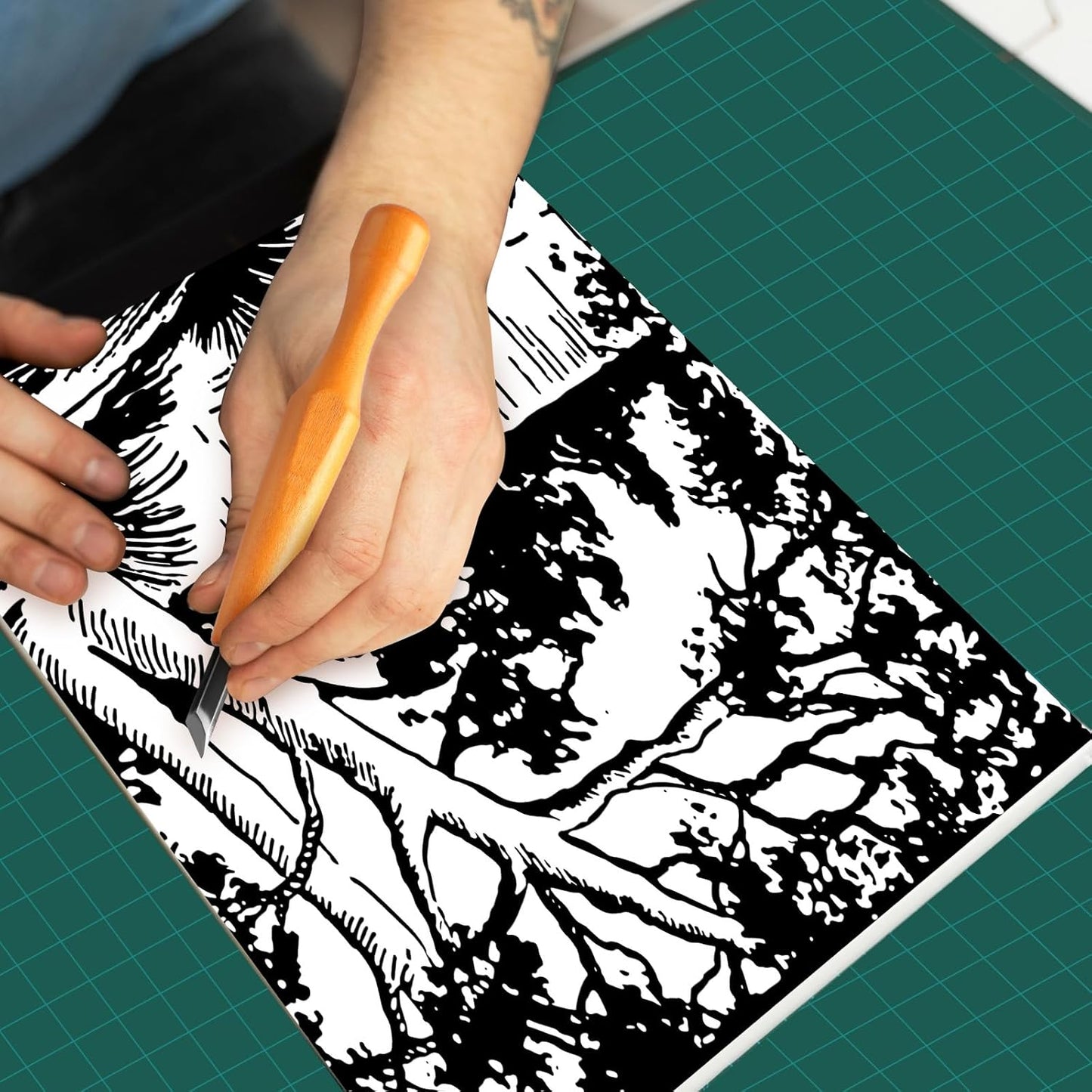 WILLBOND 5 Pcs Linocut Carving Tools Set - Triangular Linoleum & Wood Carving Knife Chisel V Shaped Tools for Linocut Printmaking & Woodcarving (1.5mm, 2mm, 3mm, 4mm, 5mm)