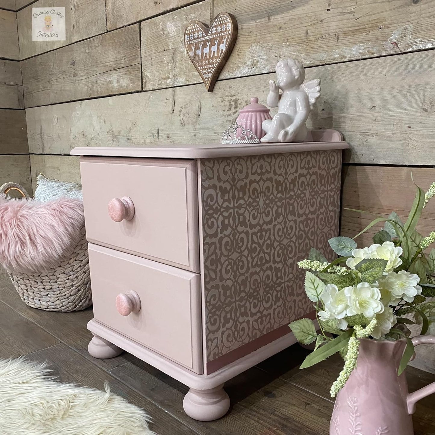 Dixie Belle Paint Company Chalk Finish Furniture Paint - Soft Pink (8oz) - Matte Dainty Pink Chic Chalk Mineral DIY Furniture Paint