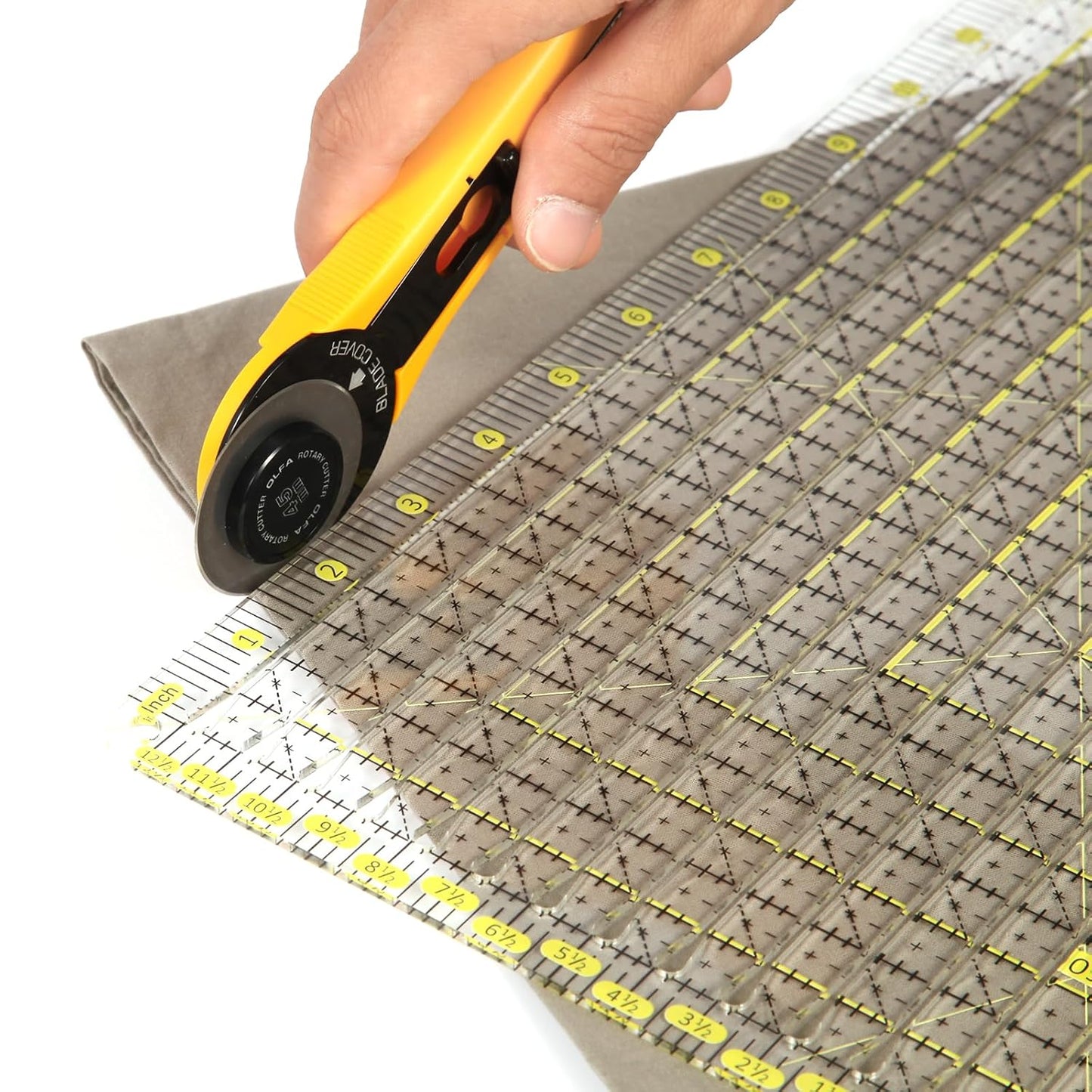 Quilting Ruler 12.5“* 12.5“ -Slotted Ruler for Precise Fabric Cutting, Stripology Ruler for Quilting