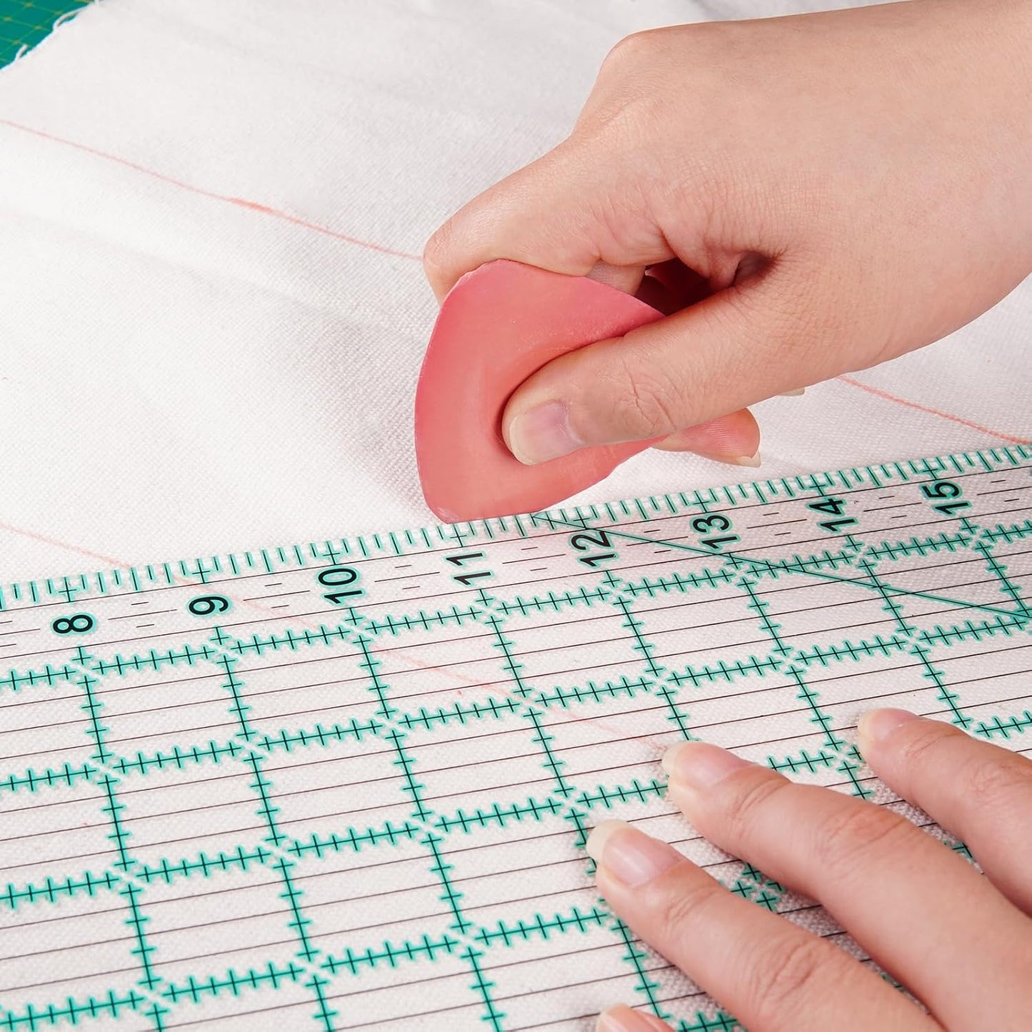 MANUFORE Quilting Ruler 15 x 60cm Sewing Acrylic Ruler Anti-Slip Metric Ruler DIY Quilting Tools with Clear Printed Lines for Precise Cutting