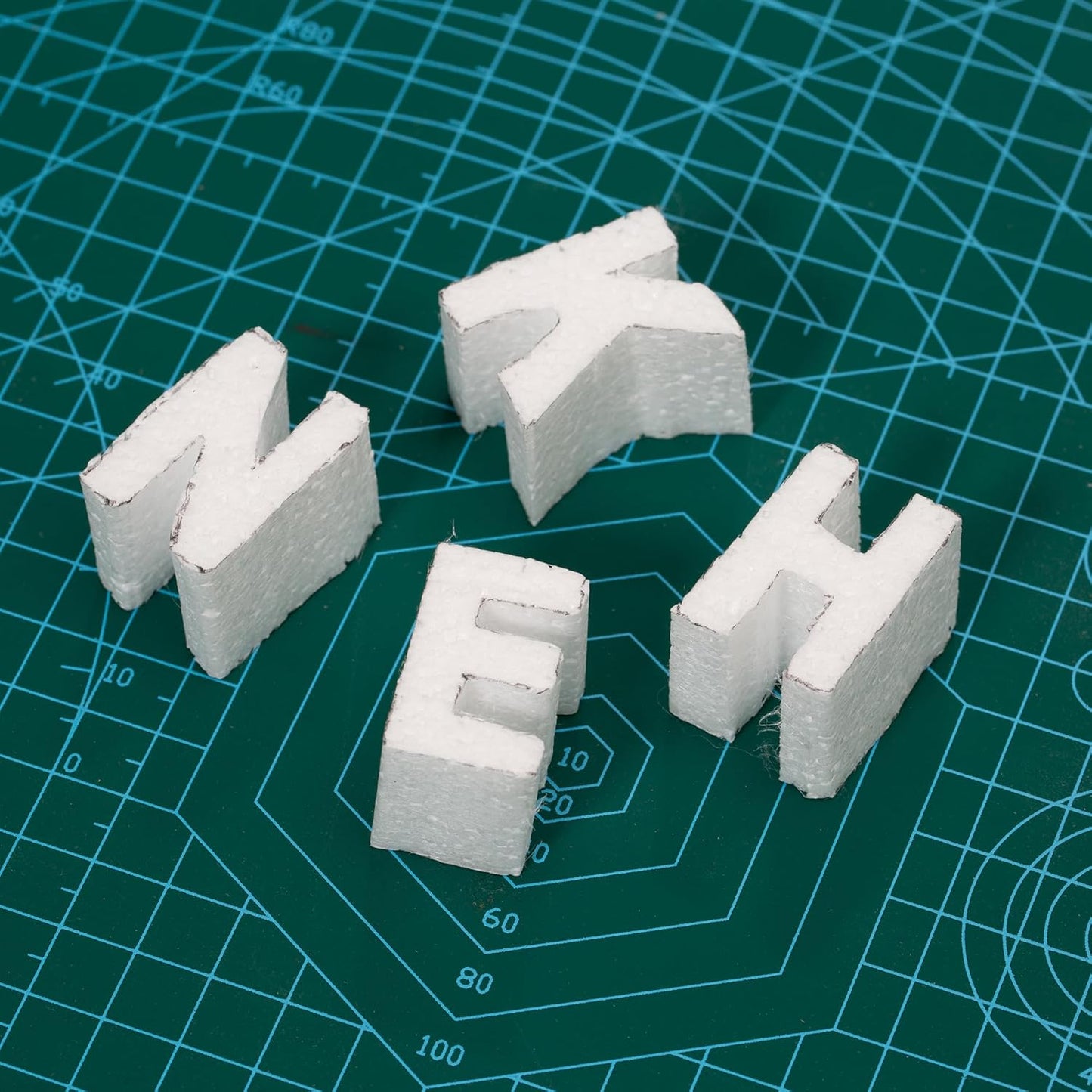 Crafare 3x3x3 Inch 24Pack Craft Foam Square Polystyrene Square Cubes for Arts Projects Sculptures Floral Arrangements Modeling and Centerpieces