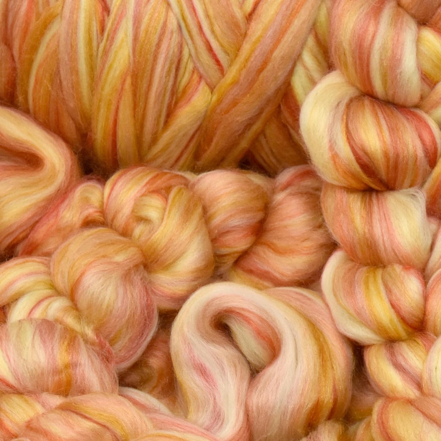 Merino Silk Luxe Tonal Designer Blend. Superfine Merino, Mulberry Silk, Tussah Silk. Top Roving for Spinning or Felting. Golden Flame 4oz