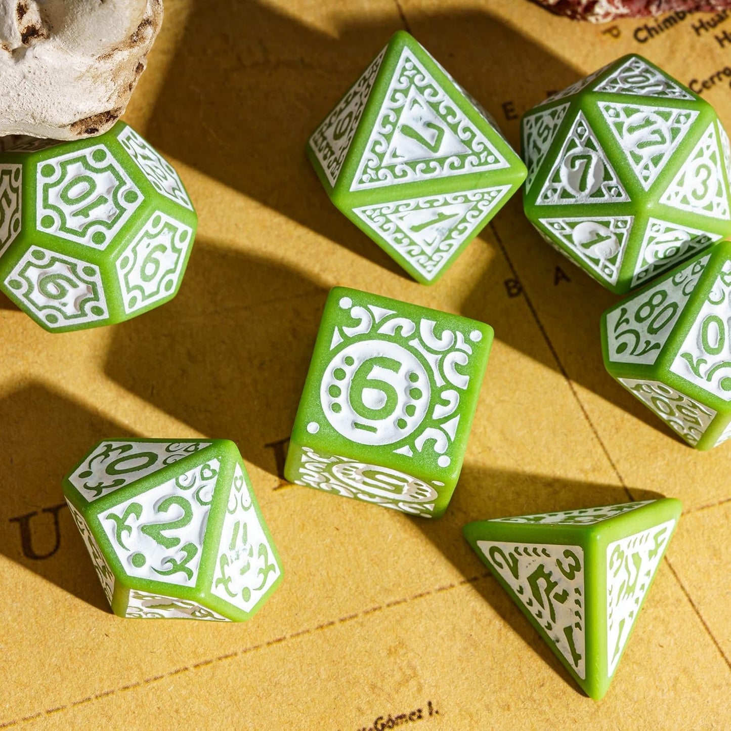 7-Die DND Dice Set New Pattern Polyhedral Dice Set with Leather Bag D&D Die for RPG Table Games(Green White)