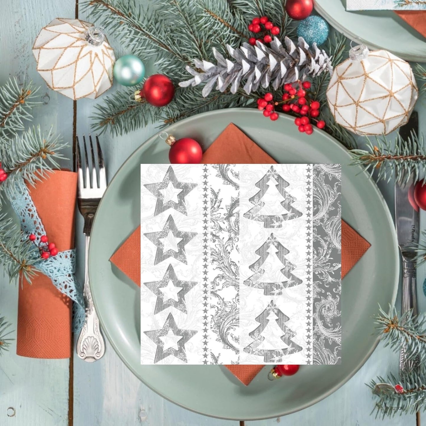 20-ct 13x13 Christmas Paper Decoupage Napkins, 3-Ply Servilletas Tissue Napkin for Dinner and Parties, Disposable Napkins (Trees Pattern)