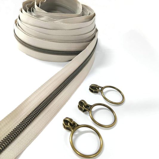 Leekayer #5 Antique Brass Metallic Nylon Coil Zippers by The Yard Bulk 10 Yards Beige Zipper Tape with 25pcs Antique Brass Ring Pull Sliders for DIY Sewing Tailor Craft Bag(Beige)