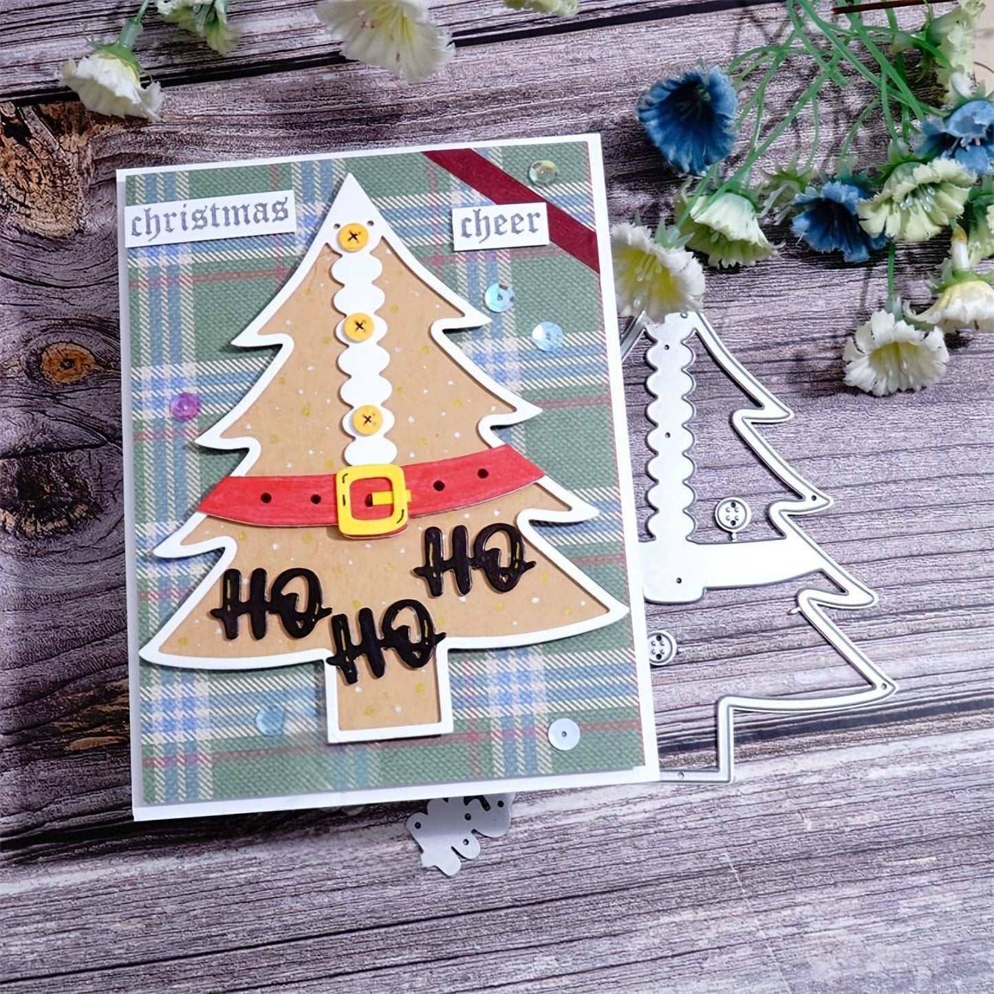 Festivals Metal Cutting Die for Scrapbooking, Christmas Cut Stencils for DIY Scrapbook Photo Album Decorative Paper Card, Card Making Supplies, Embossing (Christmas Tree 5.1 x 4.4 in)