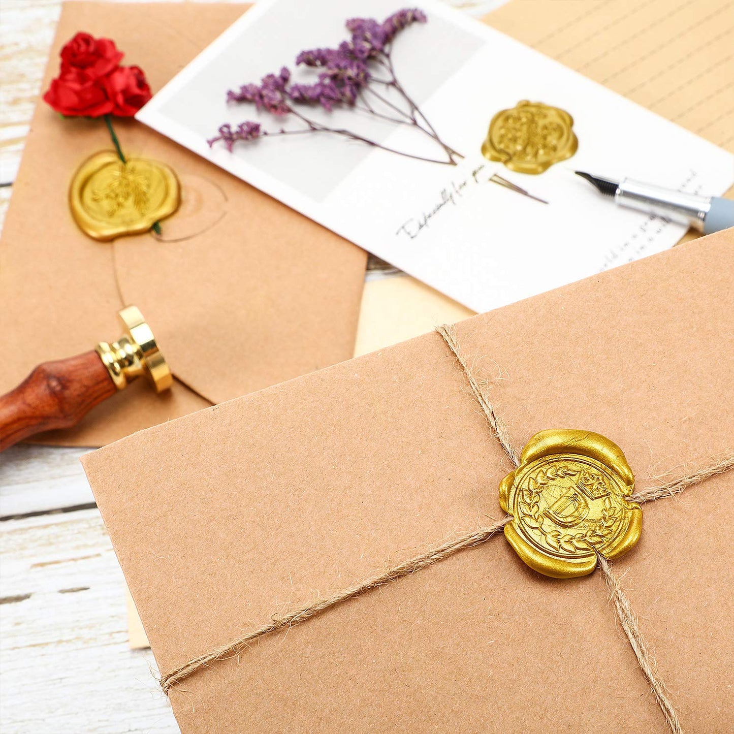 Nuanchu 15 Pcs Glue Gun Sealing Wax Sticks Retro Vintage Wax Sticks for Seal Stamp and Letter for Wedding Invitations Card Envelope Christmas Holiday Gift Ideas(Gold)