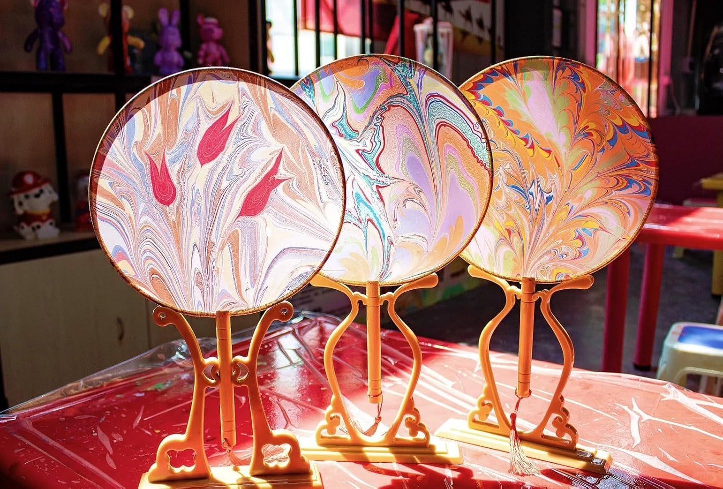 27PCS Water Marbling Painting Kit, Christmas Water Paint for Craft, Turkish Marble Pattern Craft Set,Cream Watercolor Art Kit, Perfect for Christmas, Halloween, Thanksgiving & New Year Gifts